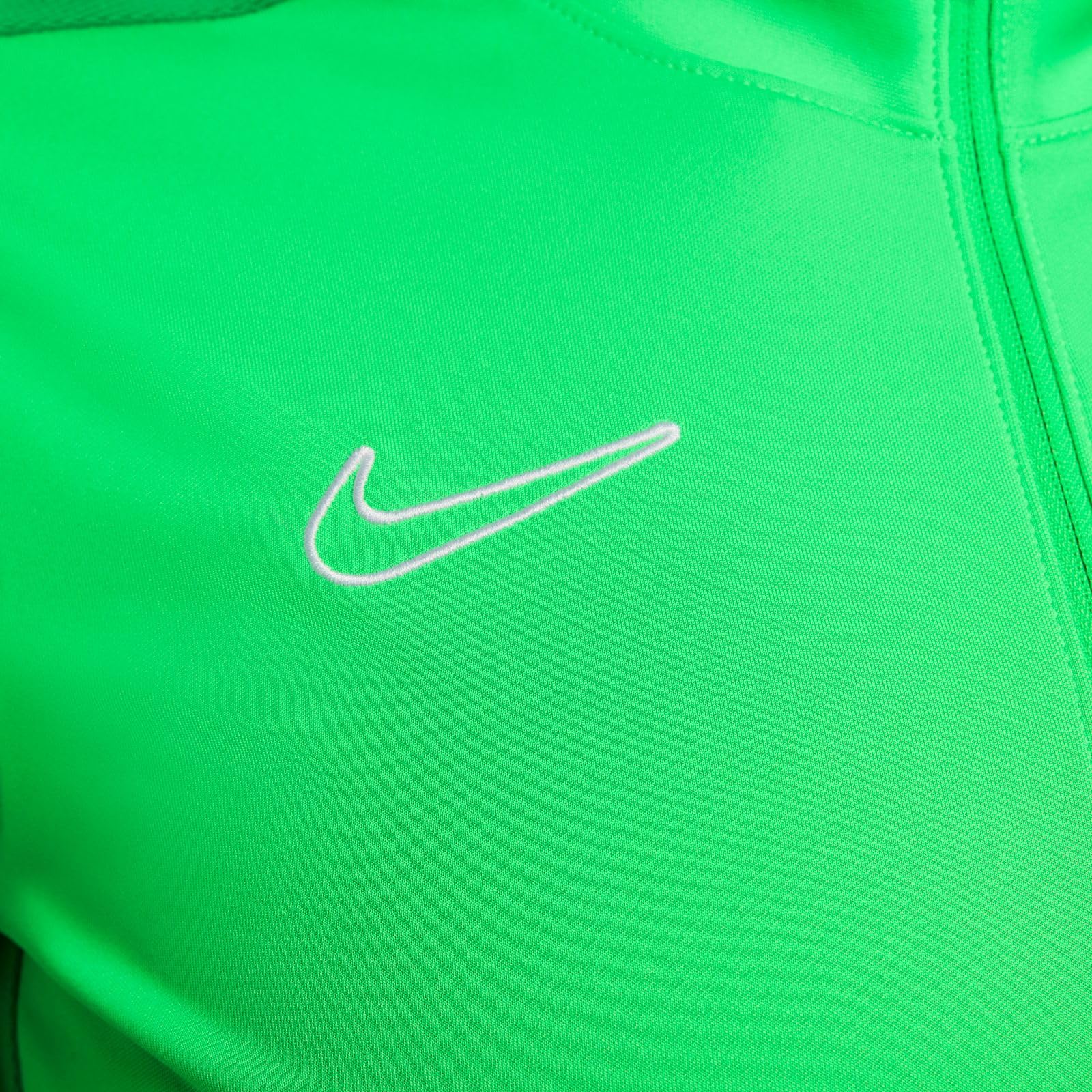 NIKE Women's Dri-Fit Academy Jacket