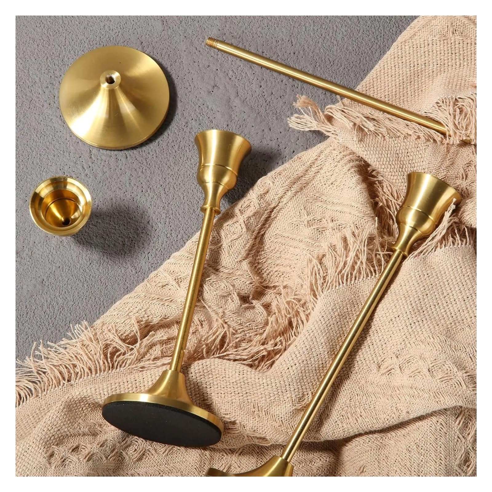 Retro Kerzenhalter für Dinner 3-teiliges Set Kerzenhalter aus Metall, modischer Kerzenständer for Hochzeitstische, exquisiter Kerzenständer for Weihnachtstische(Color4)