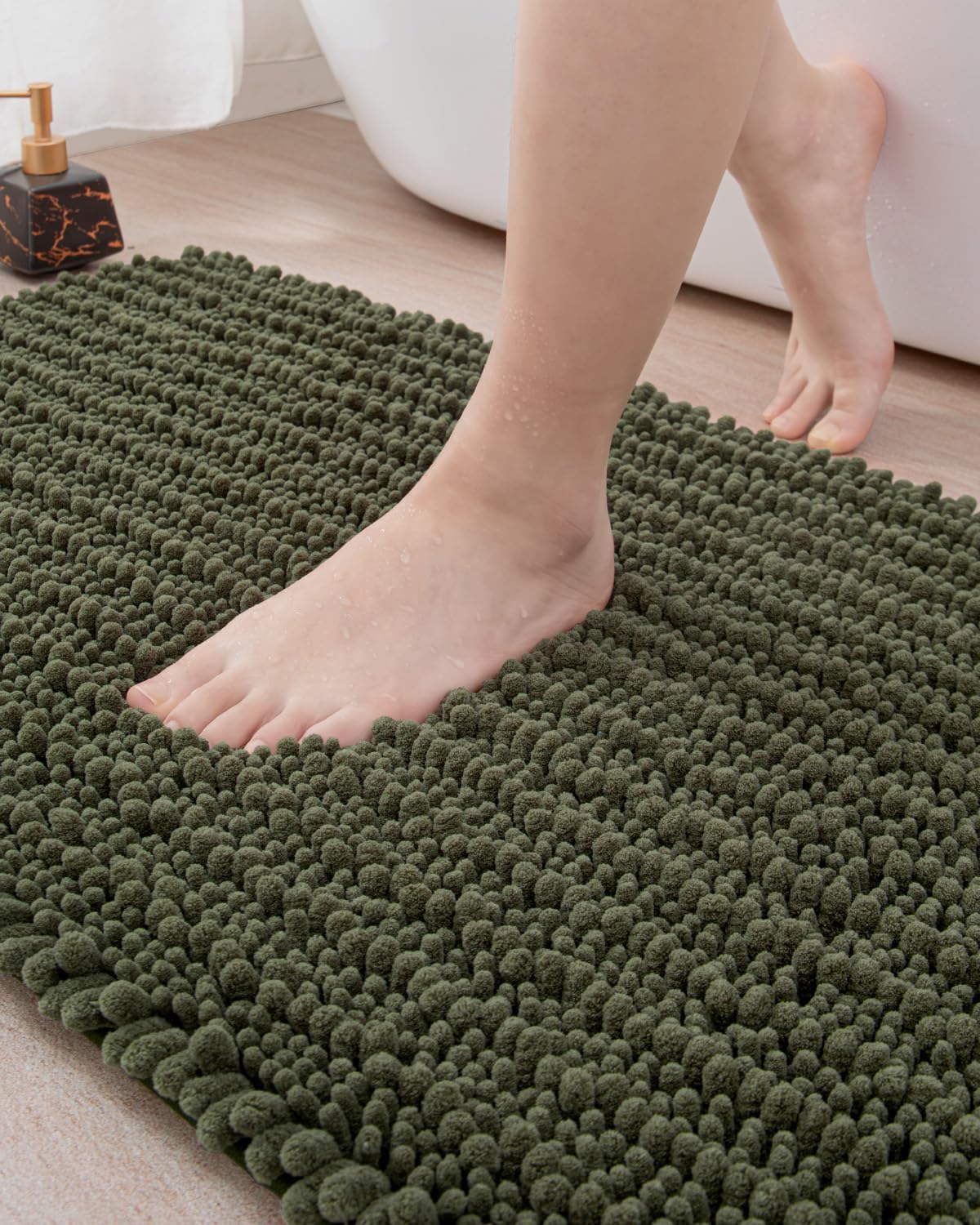 DEXI Bathroom Rug 16x24, Super Soft Thick Chenille Absorbent Bath Mat, Non Slip Machine Washable Fluffy Shag Bathmat for Tub, Shower Floor, Olive Green