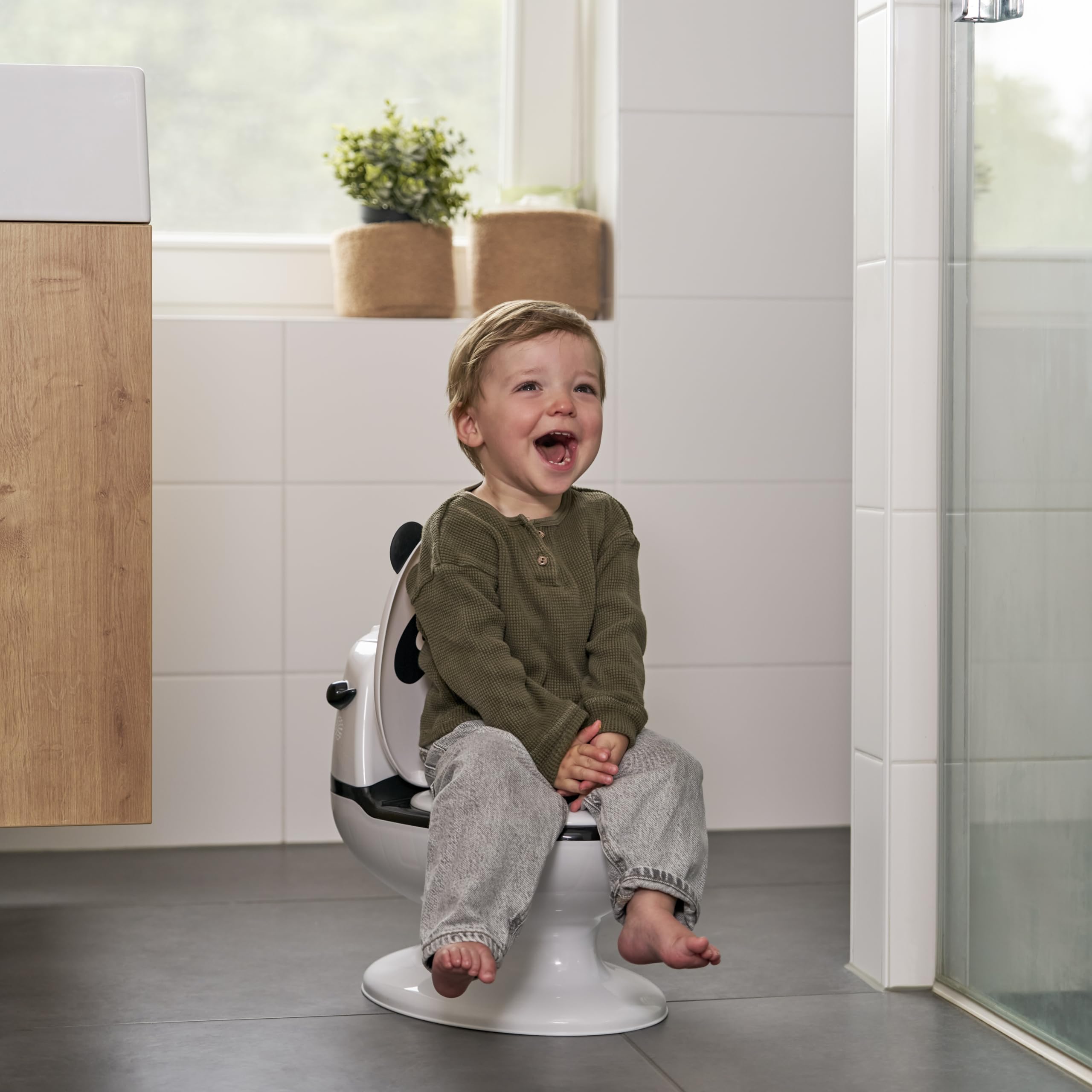 Bebeconfort WC Mini Size, Vasino bambini, 1-3 anni, 0-20 kg, Design realistico con paraspruzzi, Suono dello scarico, Tazza rimovibile, Facile da pulire, Piedino in gomma, Panda