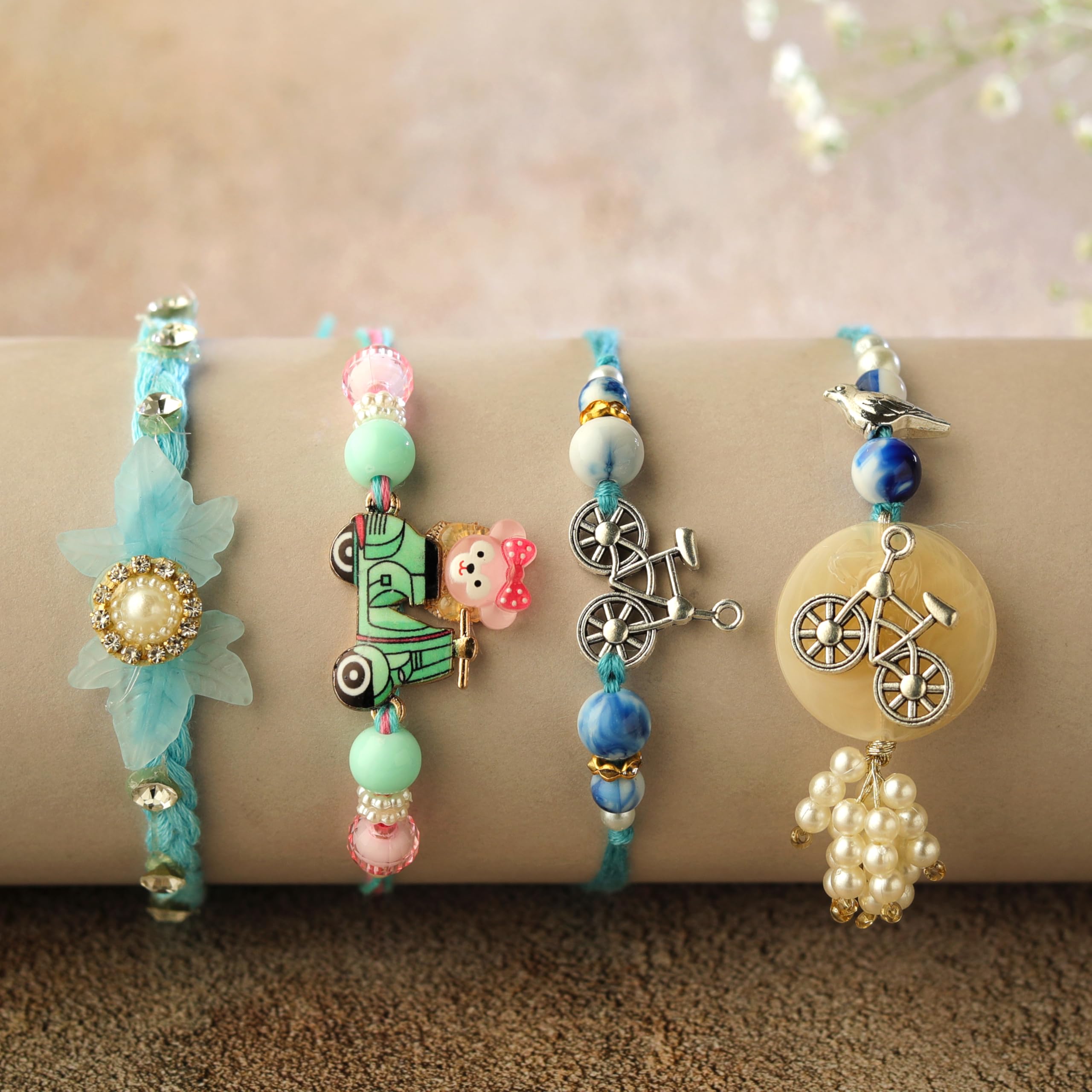 Set De 4 Rakhi Pour Frère, Belle-sœur, Famille - Bracelets Traditionnels Indiens Avec œil Protecteur - Cadeau Raksha Bandhan