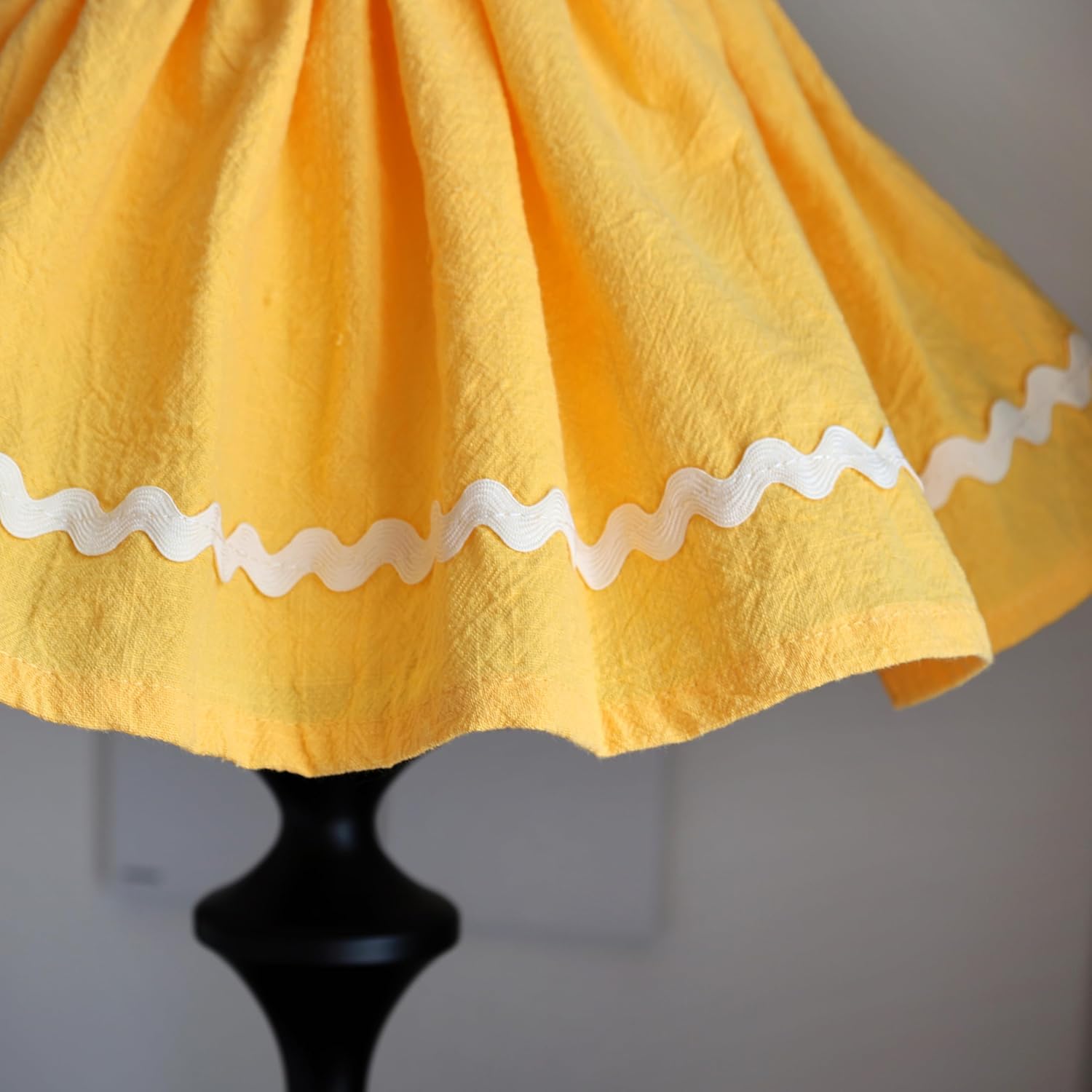 Cloth Lampshade Cover Set, Handmade Decorative Dustproof Elastic Lamps Replacement for Table Desk and Floor Spider Model Country Home Decor for Bedroom Shade Skirt (5"x9"x7", Yellow)