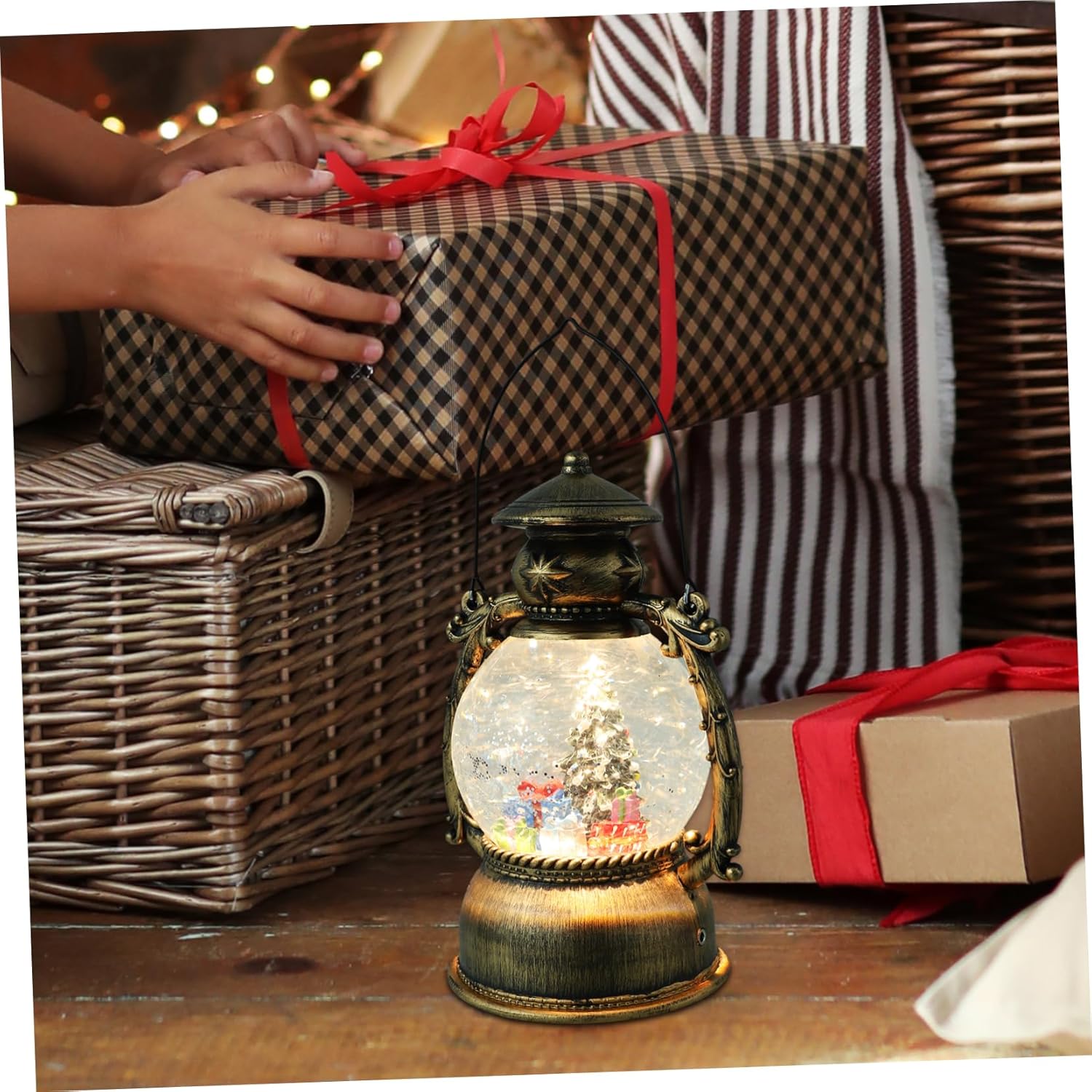 PRETYZOOM Christmas Snow Globe Lantern Led Lights and Music USB Battery Operated Holiday Decor for Home Office Festive Celebrations