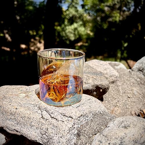 Miniatura 9 de Vasos pequeños iridiscentes de montaña para whisky, vodka, vino, ginebra o cócteles, vidrio de borosilicte de 5.7 onzas líquidas (multicolor)