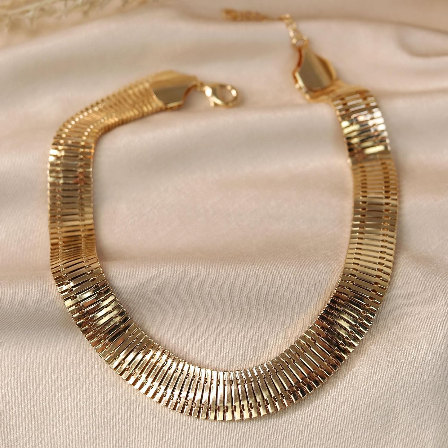 Bling Jewelry Flexible Contoured Fit Collar Gold Tone Herringbone Snake Chain Omega Choker Necklace 15 Inch