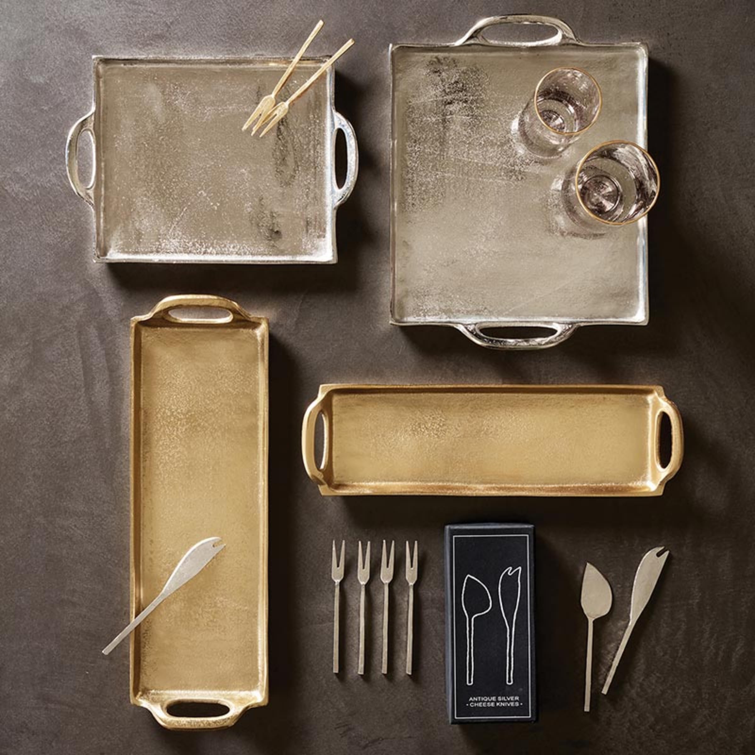 Santa Barbara Design Studio N6516 Taca do serwowania z uchwytami, prostokątna aluminiowa półmiska, srebrna