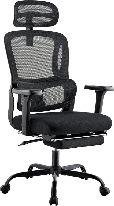 CLP Silla de Oficina ergonómica con reposapiés Mankato, Silla de Escritorio con reposabrazos 3D, Soporte Lumbar, soporta hasta 150 kg, Color:Negro