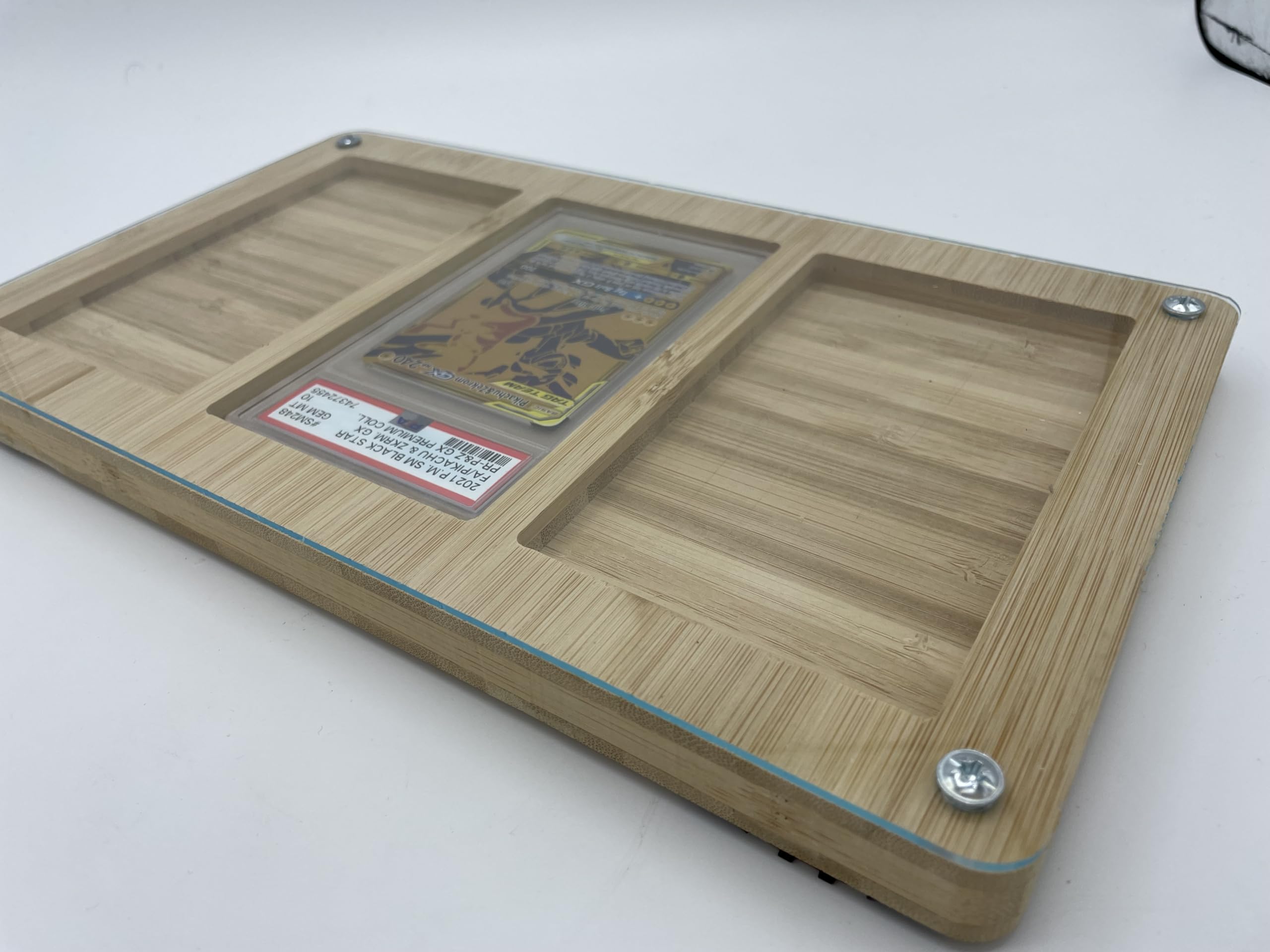 TCG Trading Card Games - Soporte de madera de bambú para 3 tarjetas coleccionables de grado PSA