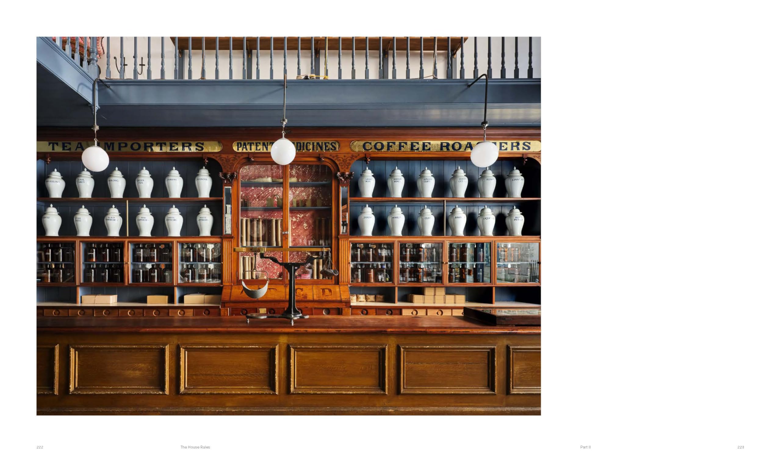 House Rules: A Stunning Guide to the Very Best of British Period Interiors