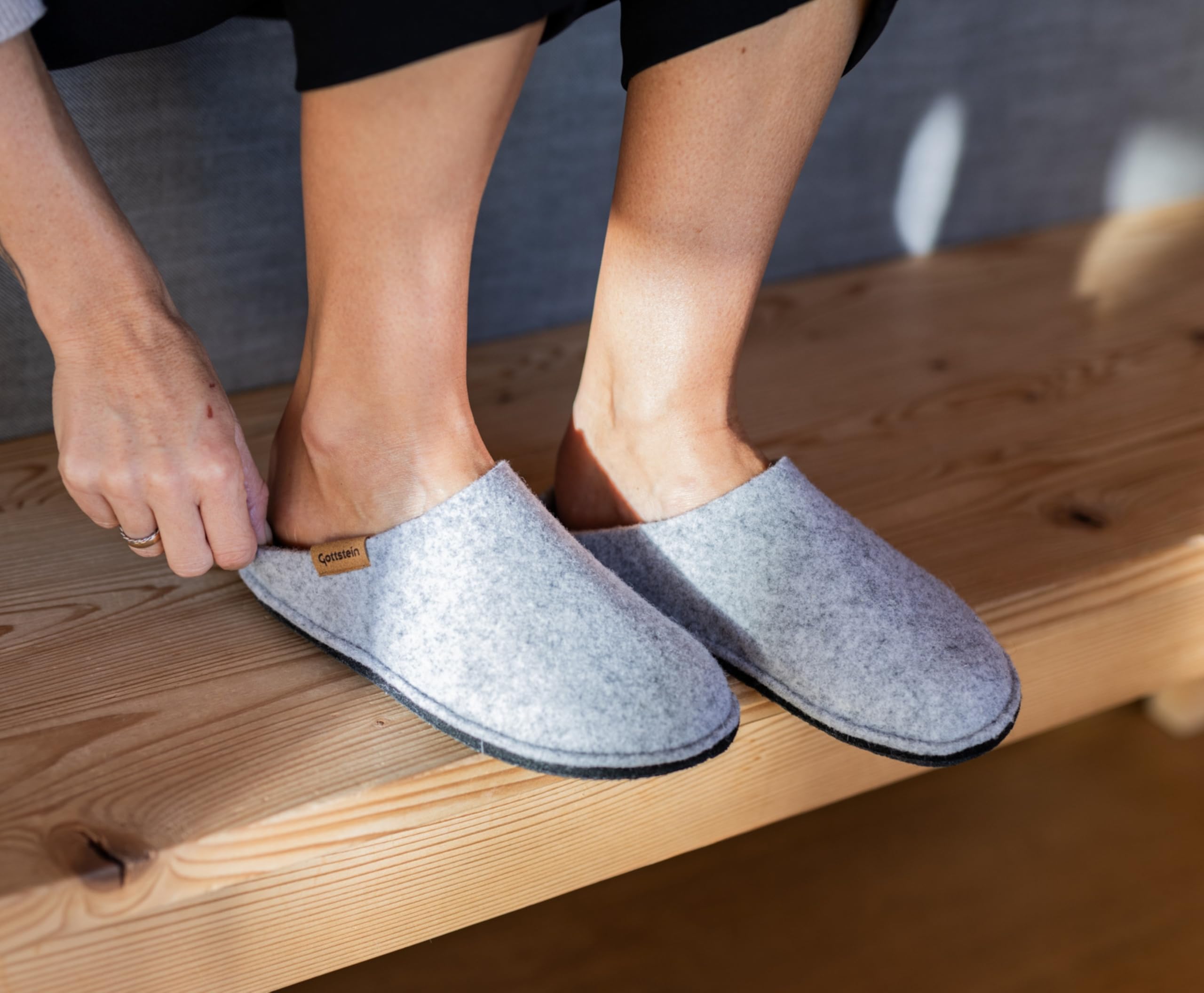 Gottstein Classic CO Pantuflas de fieltro de lana para hombre y mujer – con plantilla anatómica – Fieltro sin costuras para mayor comodidad – Fabricado en el Tirol