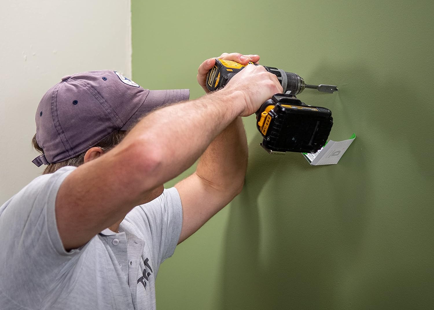 TBolt Plasterboard Fixing Multi Pack of 12 Holds up to 65kg per