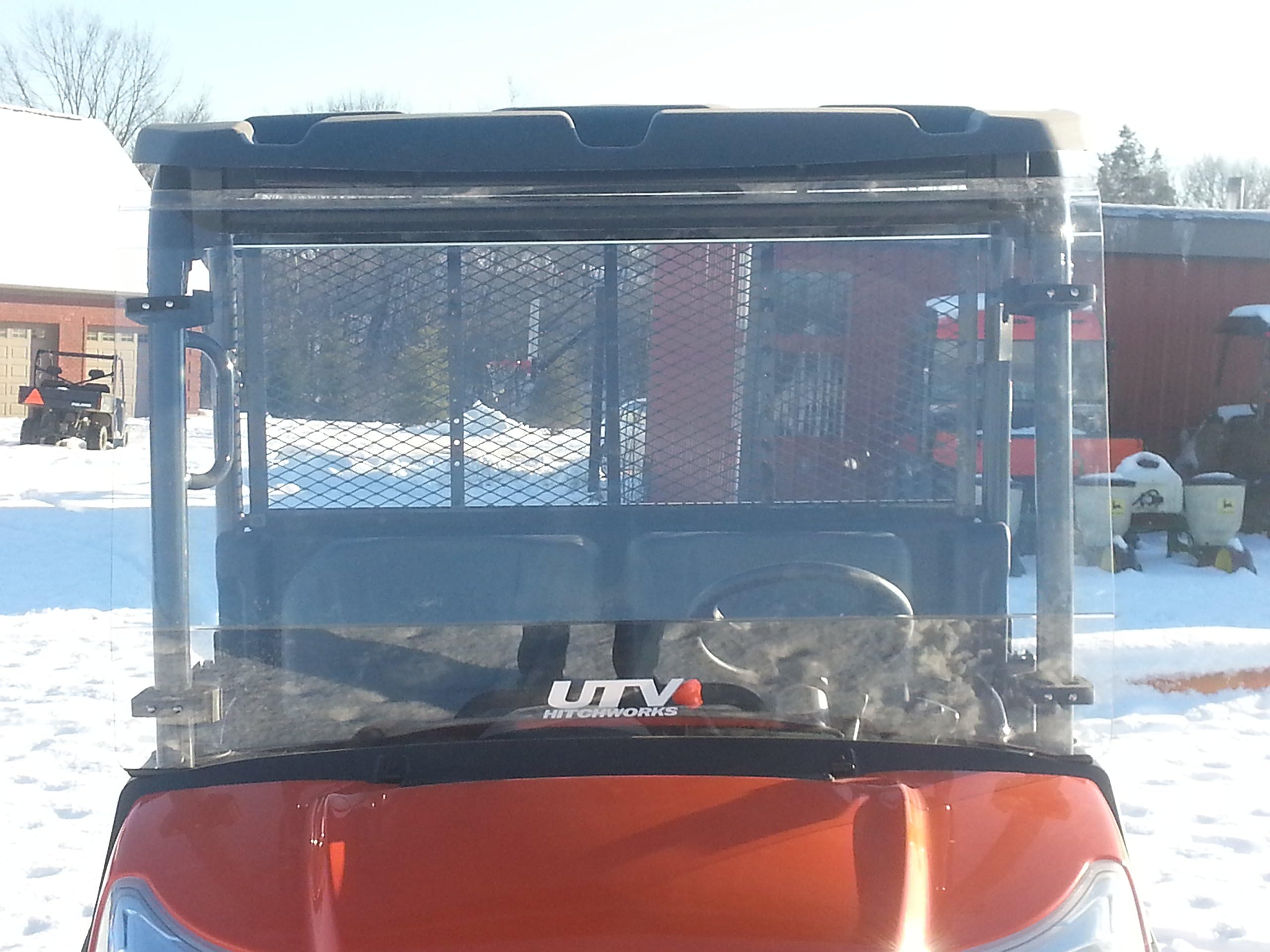 UTV HitchworksUTV-FWX Fast Attach Lexan Polycarbonate Windshield for Kubota Rtv-x900 & Rtv-x1120, 1/4"