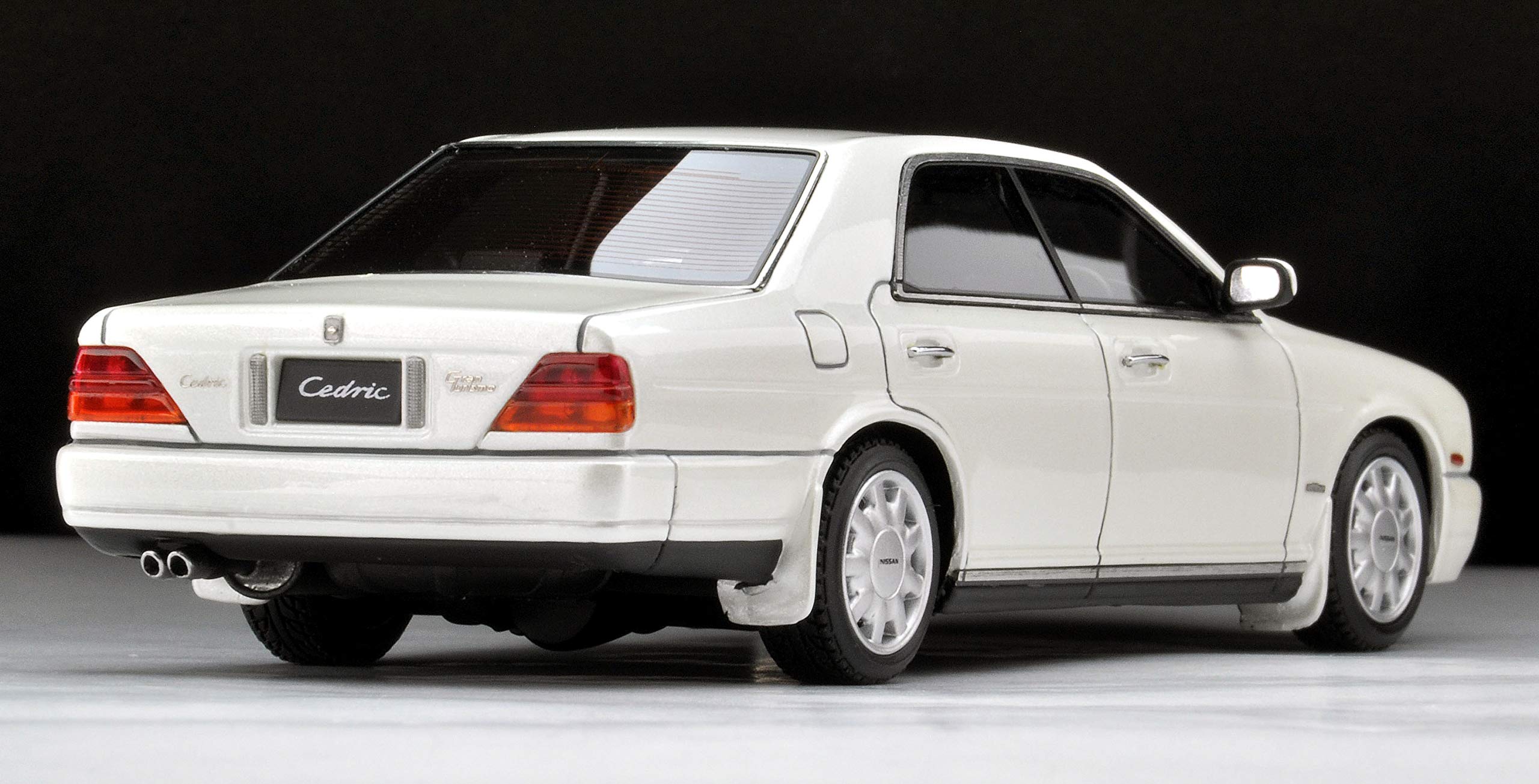 Amazon | ignition model × TOMYTEC T-IG4316 1/43 セドリック 
