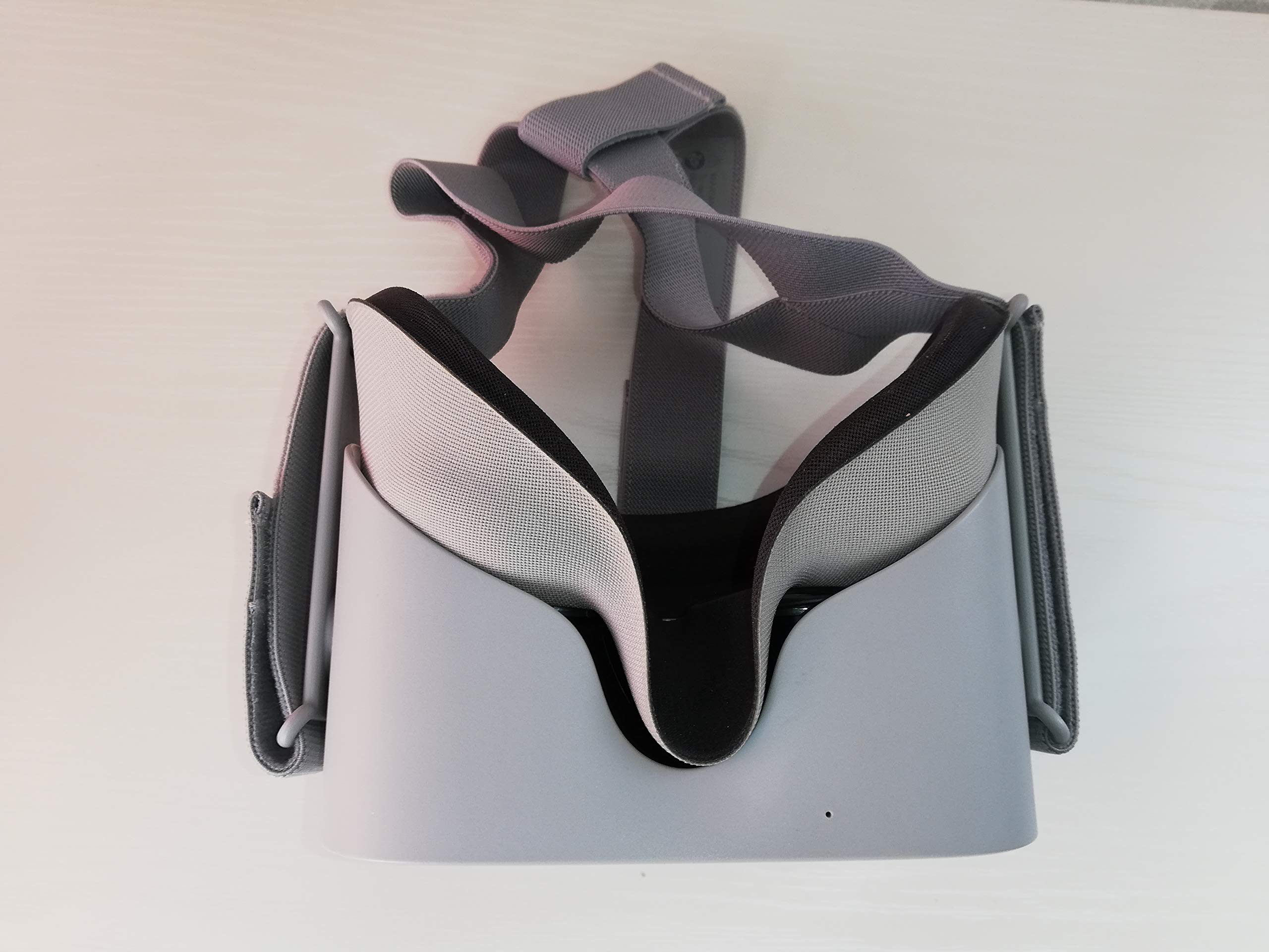 Amazon | Oculus Go オキュラス 単体型VRヘッドセット スマホPC不要