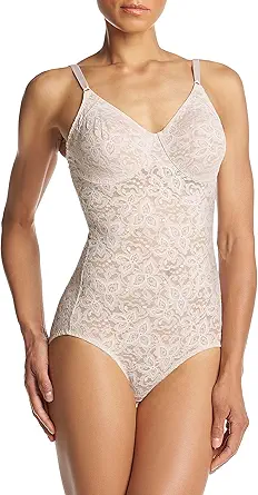 Bali womens Lace 'N Smooth Shapewear Body Shaper Df8l10