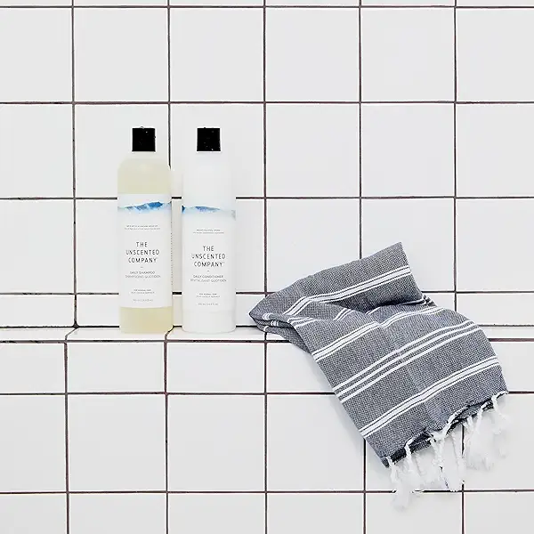 The Unscented Company Daily Shampoo, For Fine to Wavy Hair Types, Fragrance Free, 16.9 fl oz (500 ml) 3