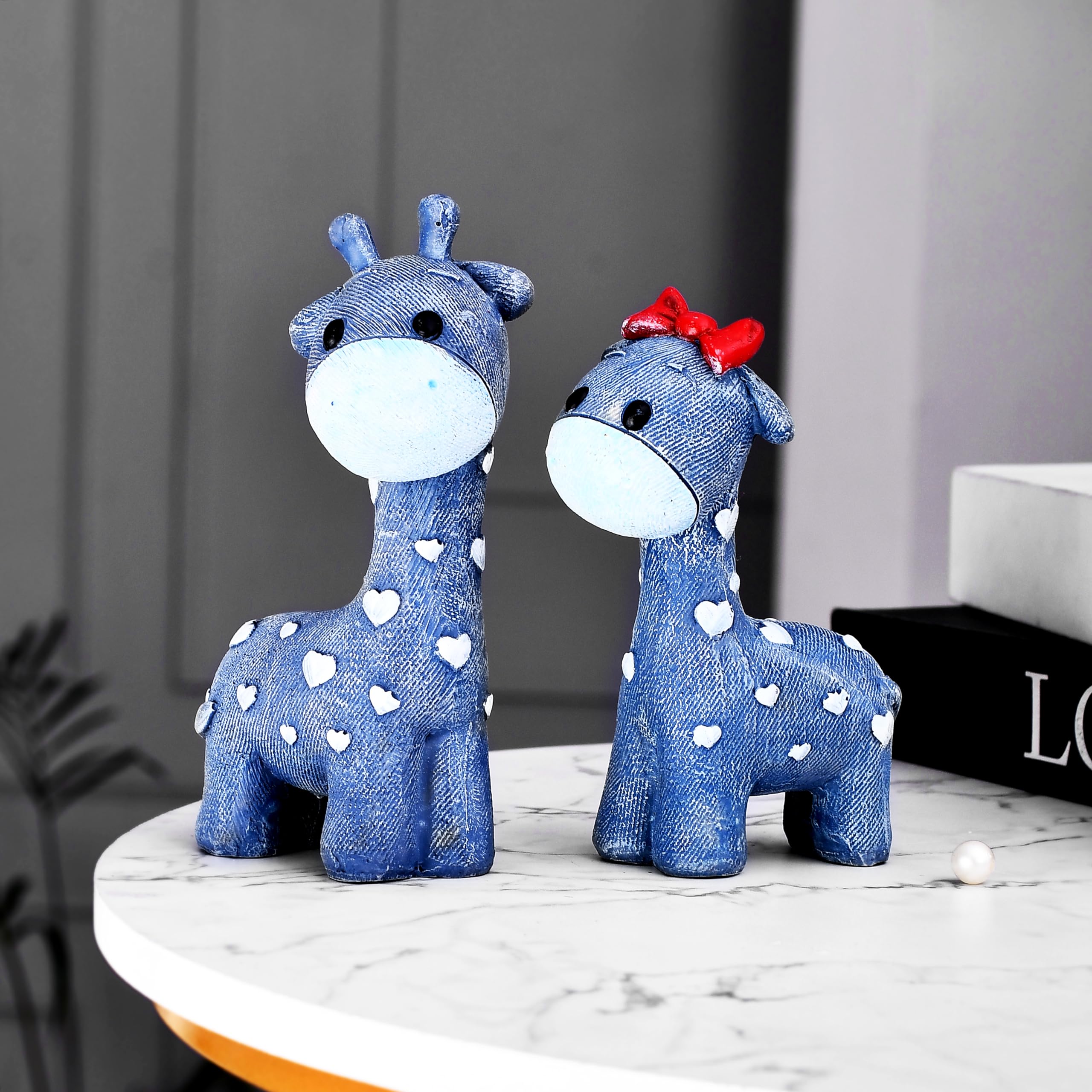 CraftVatika Decorative Items for Home Living Room Decor Giraffe Showpieces, Home Decor Items Decoration, Decorative Items for Giraffe Figurine for Office Desk Decor Items, Set of 2