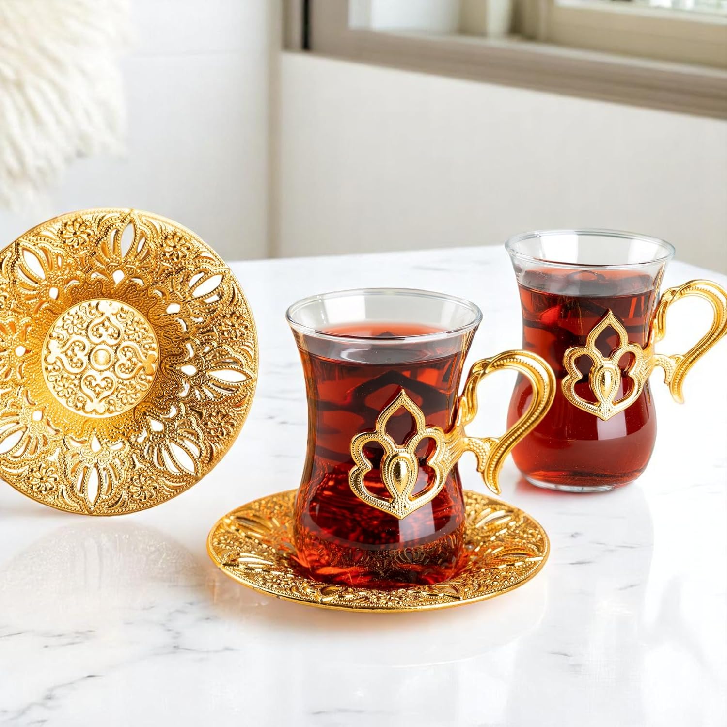 Alisveristime (SET OF 2) Turkish Tea Set with Zamac Holders, Glass Cups, and Saucers – 100ml Capacity, Ottoman Style in Gold and Silver (Gold)