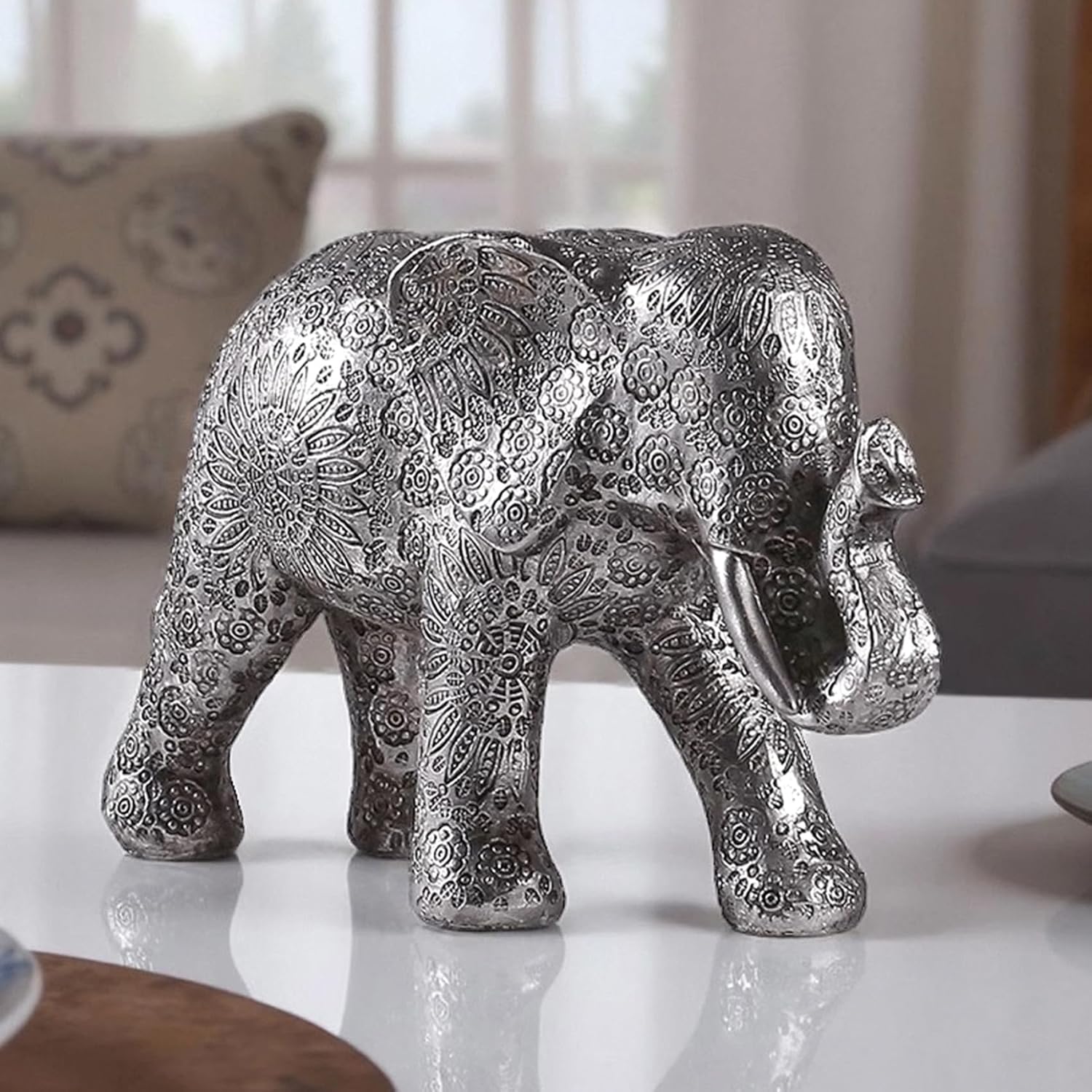 Silver Elephant Statue - Modern Home Decor, Resin Sculpture for Bookshelves, Bedrooms, Desktops, Living Rooms (7.87" Silver)‌