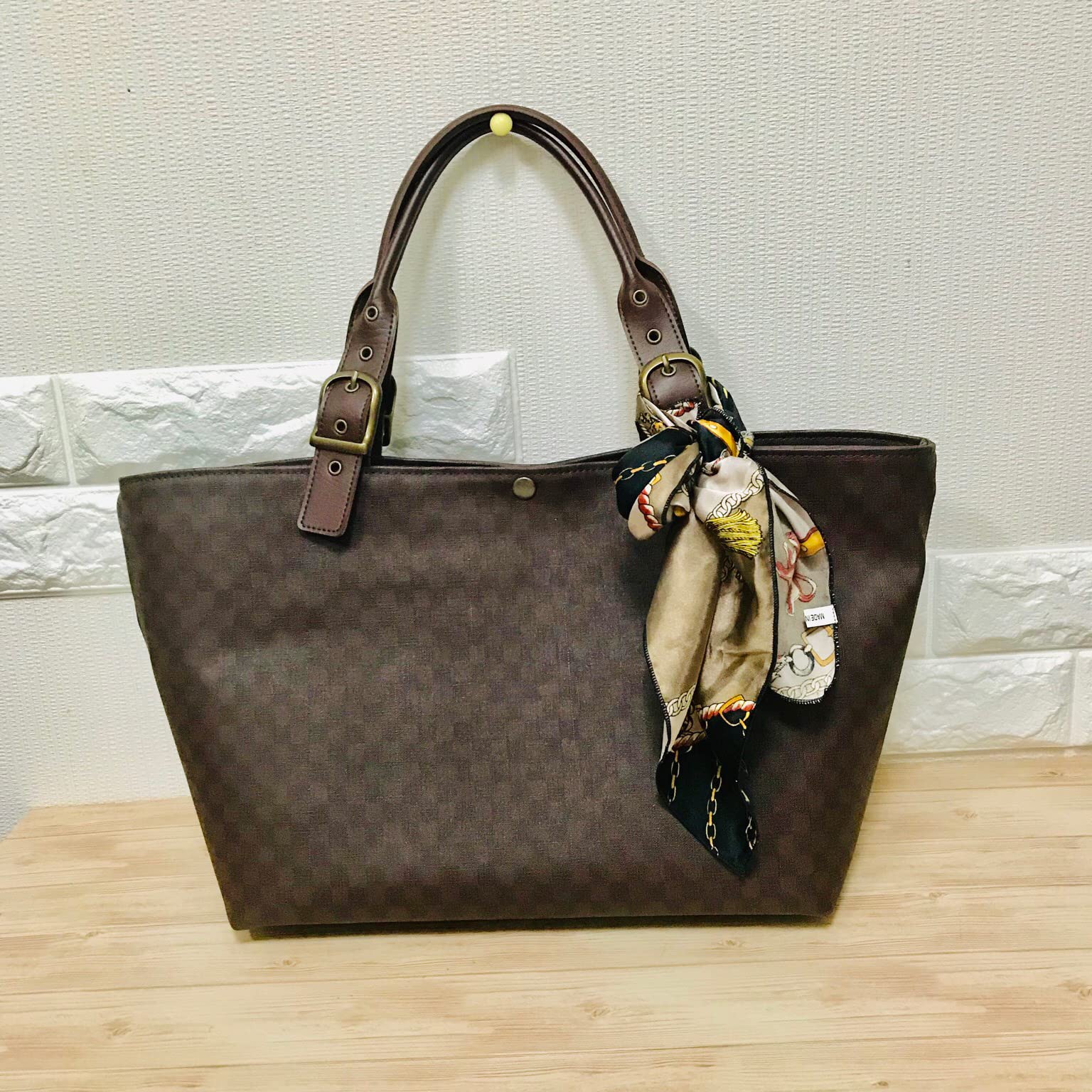 Amazon | 合皮 生地 格子柄 レザーシート 横幅122cm×1m単位の切り売り 
