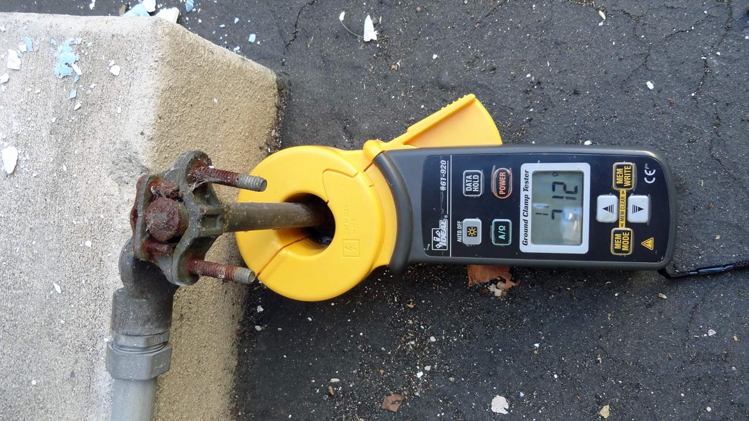 IDEAL INDUSTRIES INC. 61-920 Ground Rod Resistance Clamp Meter, Case Included, Black