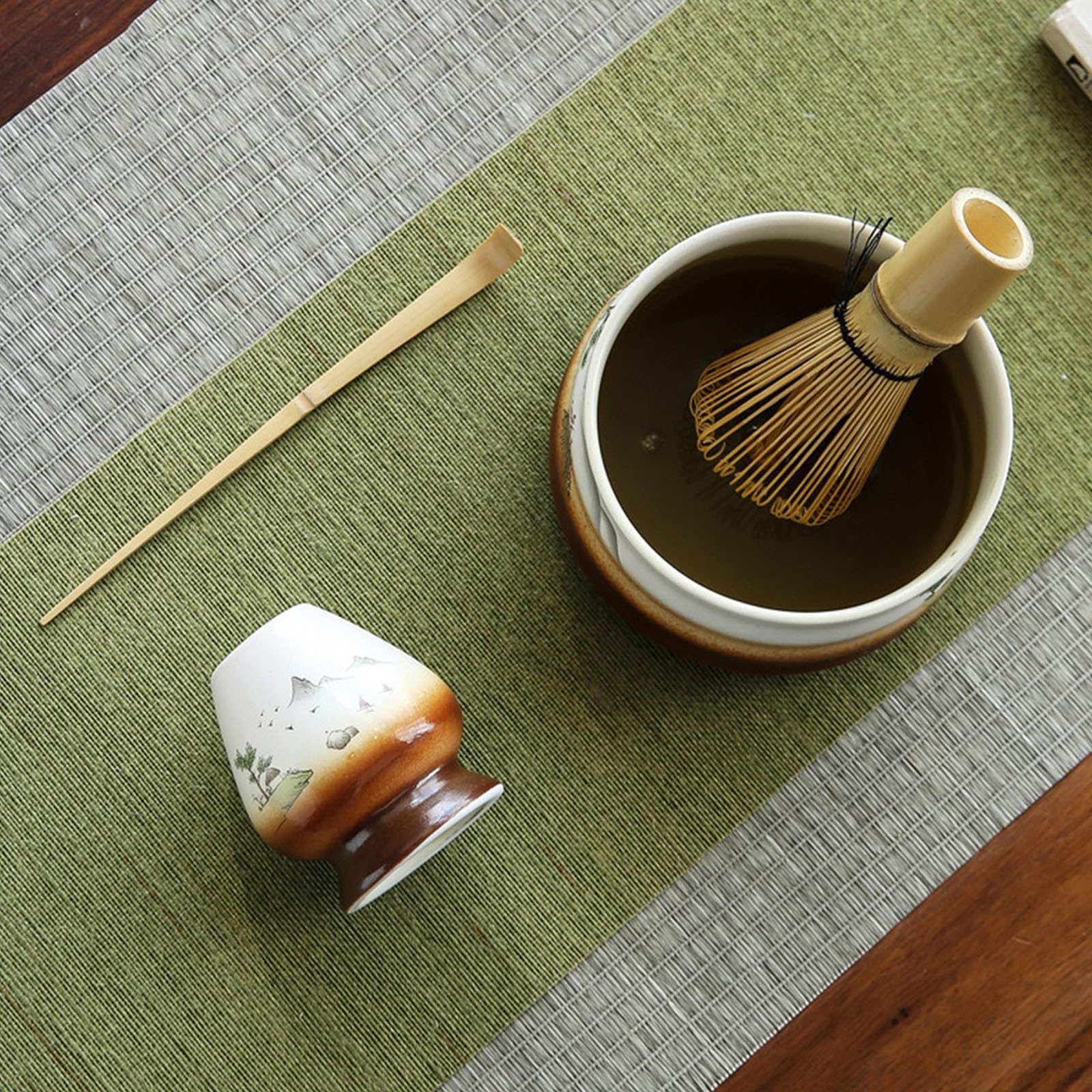 Ensemble de 4 Pièces Matcha Kit Fabrication Artisanale Convient Aux Amis Qui Aiment La Cérémonie du Thé Cuillere Matcha(Brown)
