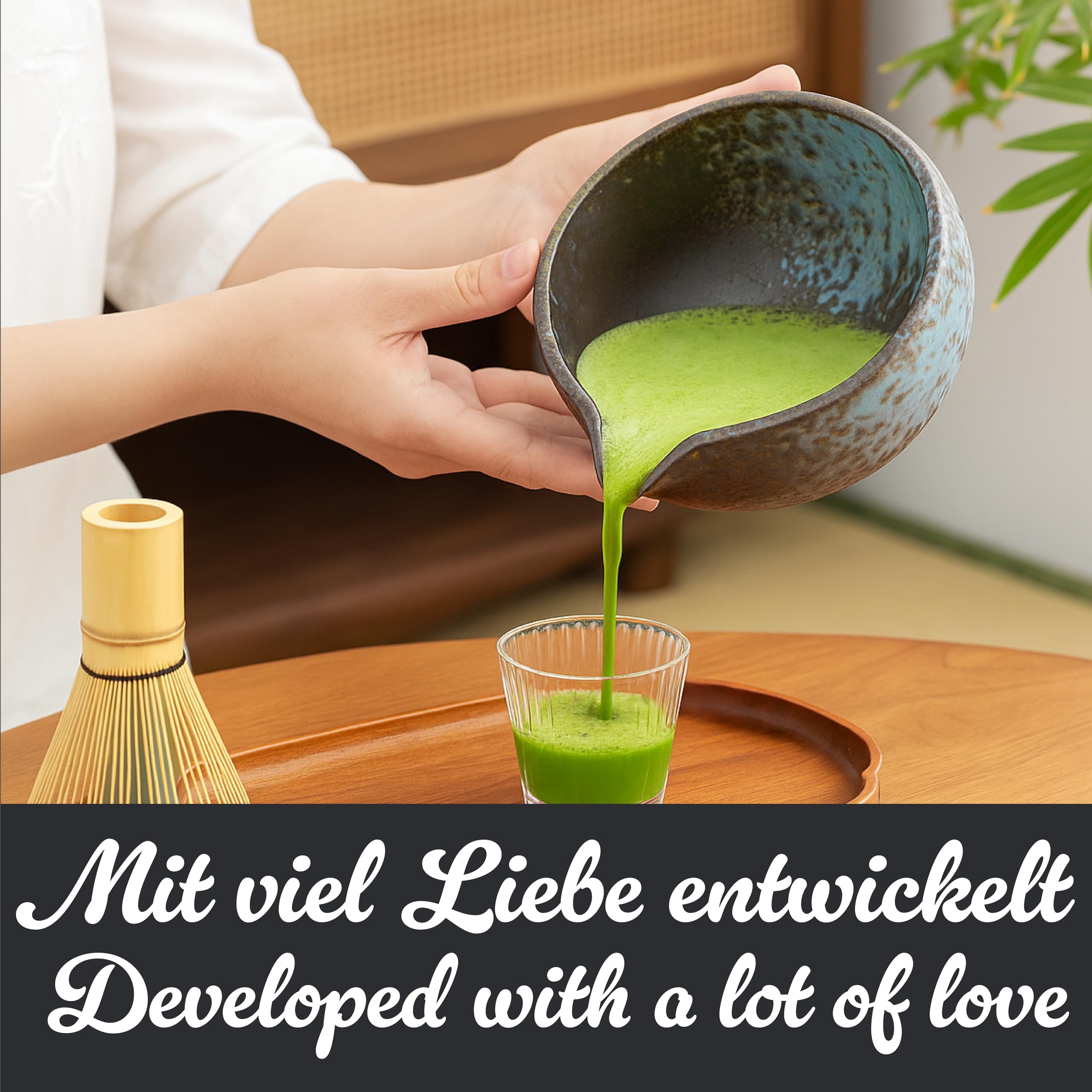 Goodwei Matcha-Set komplett mit hochwertiger Matcha Schale aus Keramik mit Ausgießer, Matcha Besen und Besenhalter | Geschenkset für Teezeremonie mit BIO Matcha und Cocos Matcha Latte (Rokusho)