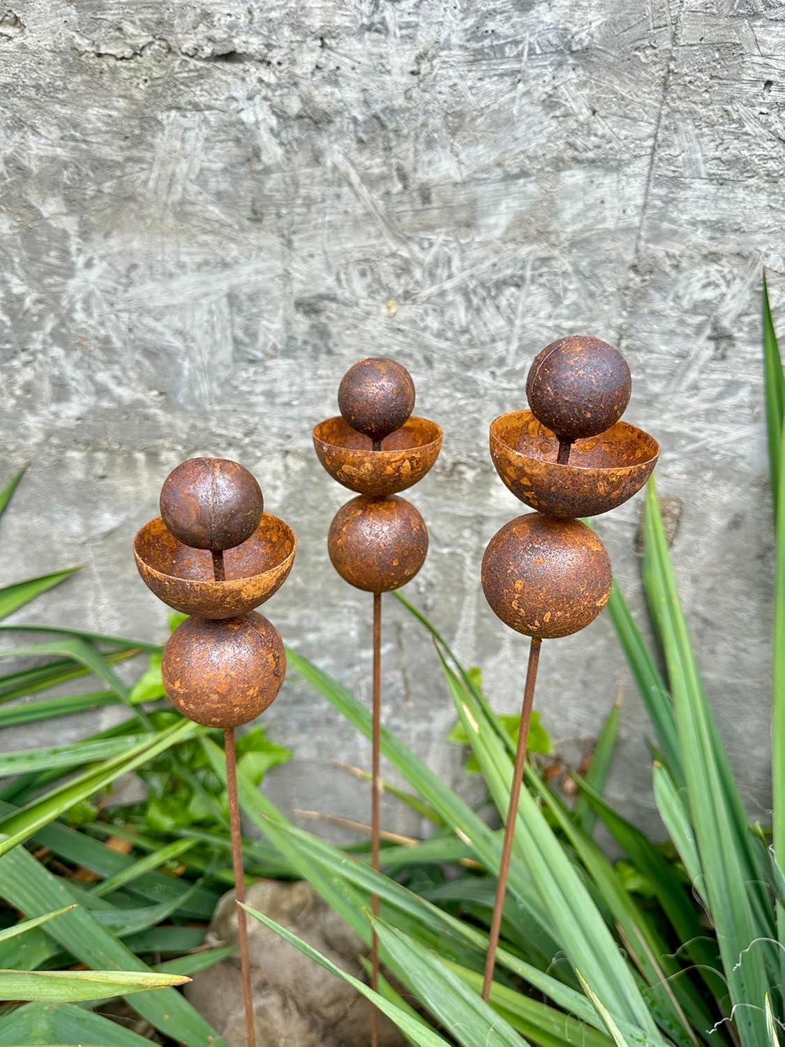 Rusty Flower Buds Set of 3, Garden Stakes, Metal Yard Art, Outdoor Garden Decor, Rustic Metal Sculpture Rusty Rain Catchers Unique Gift