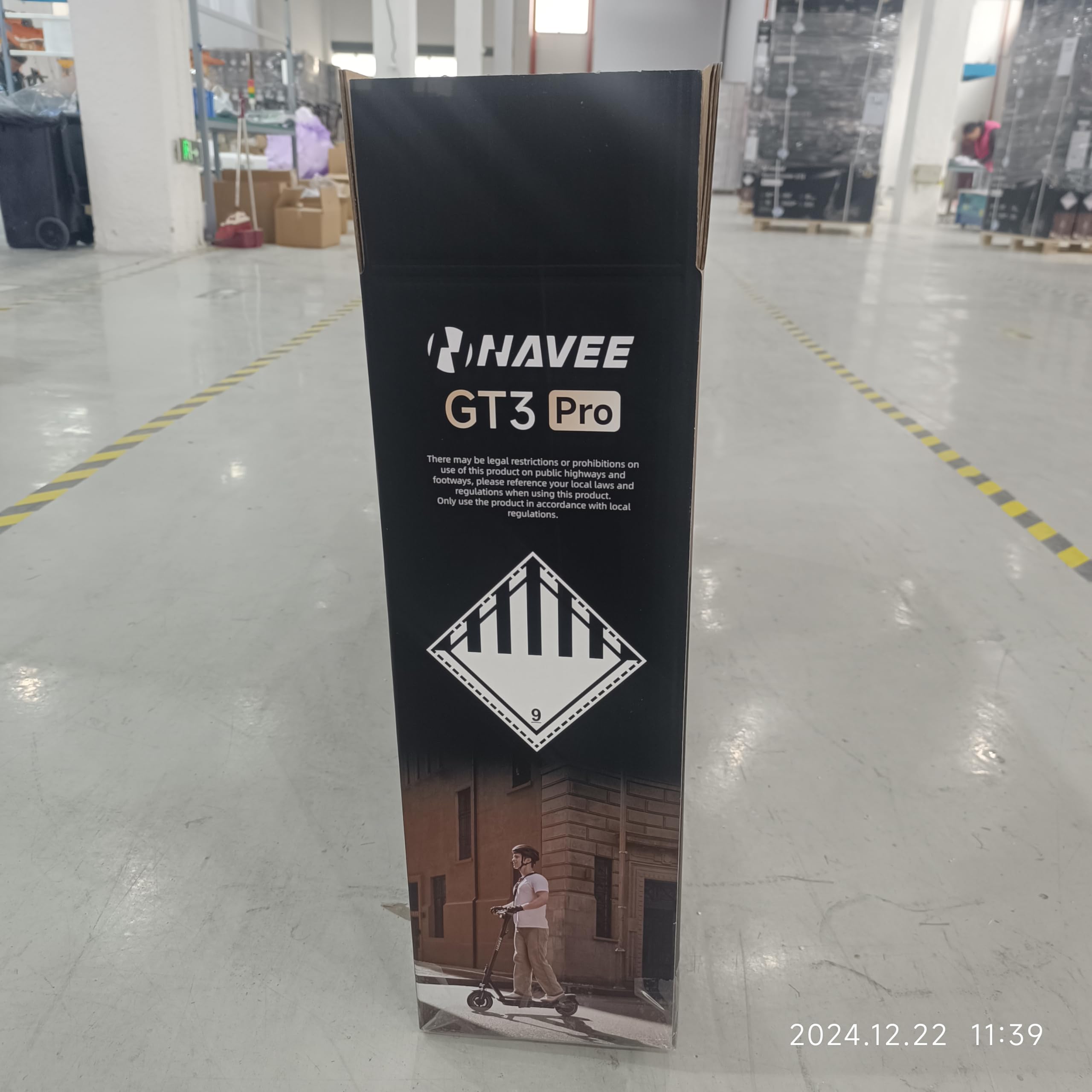 NAVEE Monopattino Elettrico Adulto G Series, Autonomia 75-50km, 10" Pneumatici tubeless, Sospensioni Quadruple, Blocco Bluetooth, TCS Anti-Scivolo, Pendenza 18-28%