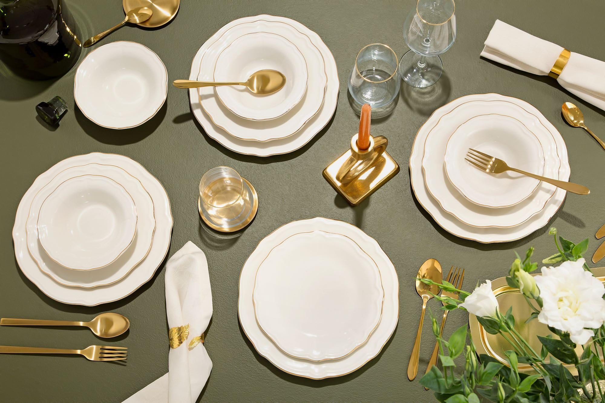 Elegancki 24-częściowy serwis obiadowy, 100% porcelana, biały i złoty | w zestawie talerze do serwowania, miski i talerze deserowe | można myć w zmywarce i używać w kuchence mikrofalowej