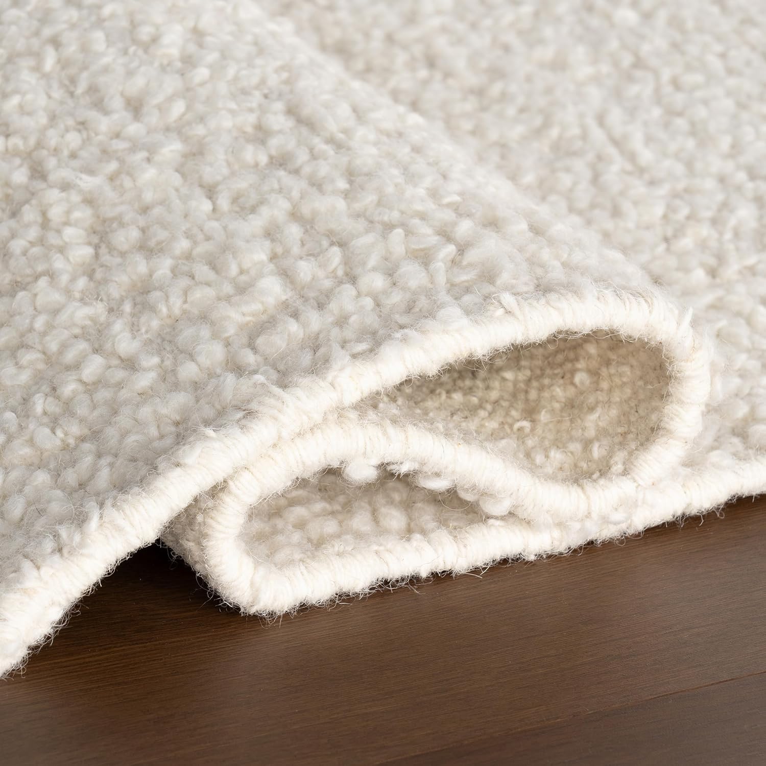 Nuloom Thellia Solid 3' x 5' Wool Accent Shag Rug for Living Room Bedroom Dining Room Nursery Entryway, Beige