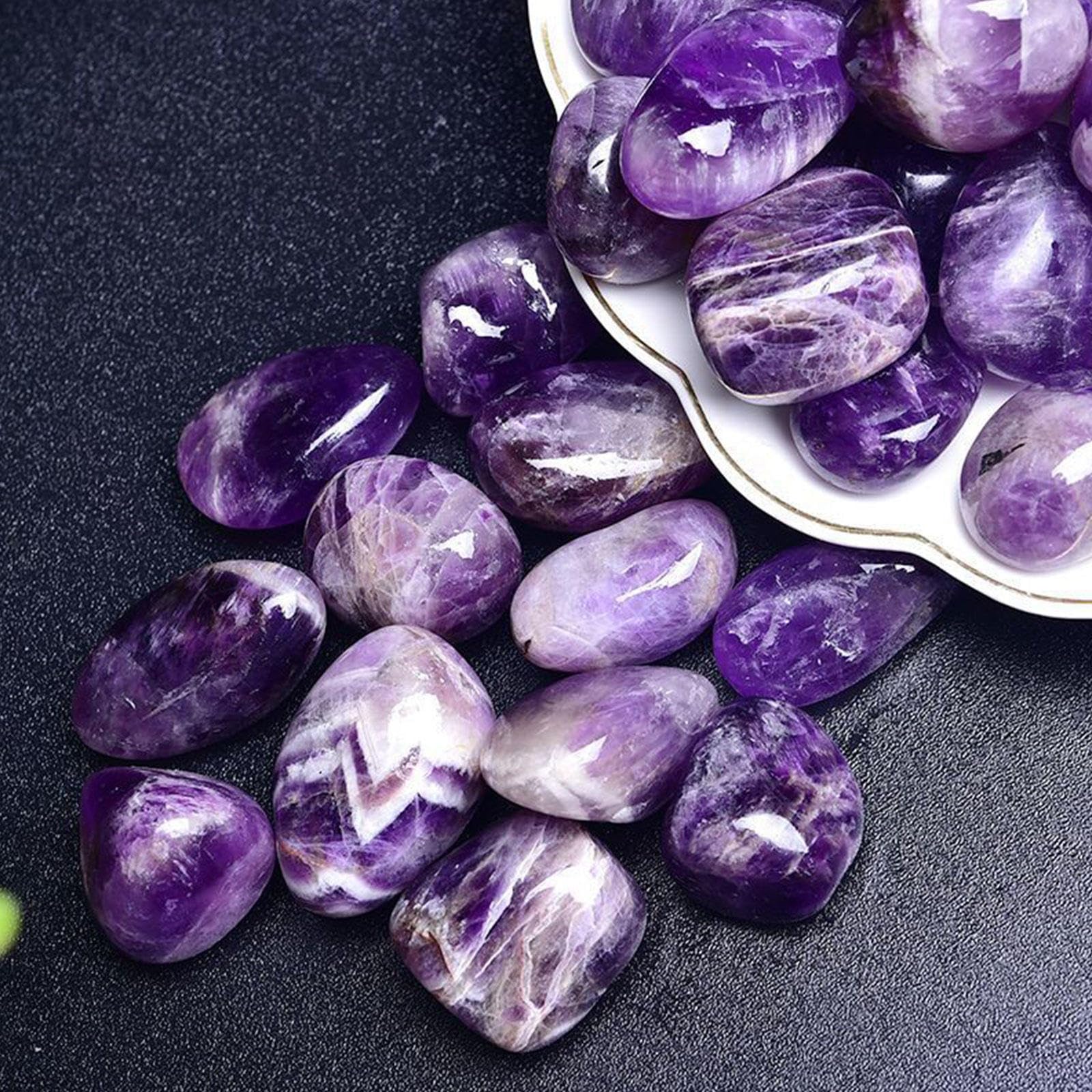Piedras Pulidas de Amatista Natural Grande a Granel de 2.2 Libras | Cristales Curativos | Cuarzo de Piedras Preciosas Irregulares para Rocas de Fuente, Envoltura de Alambre,2-3cm