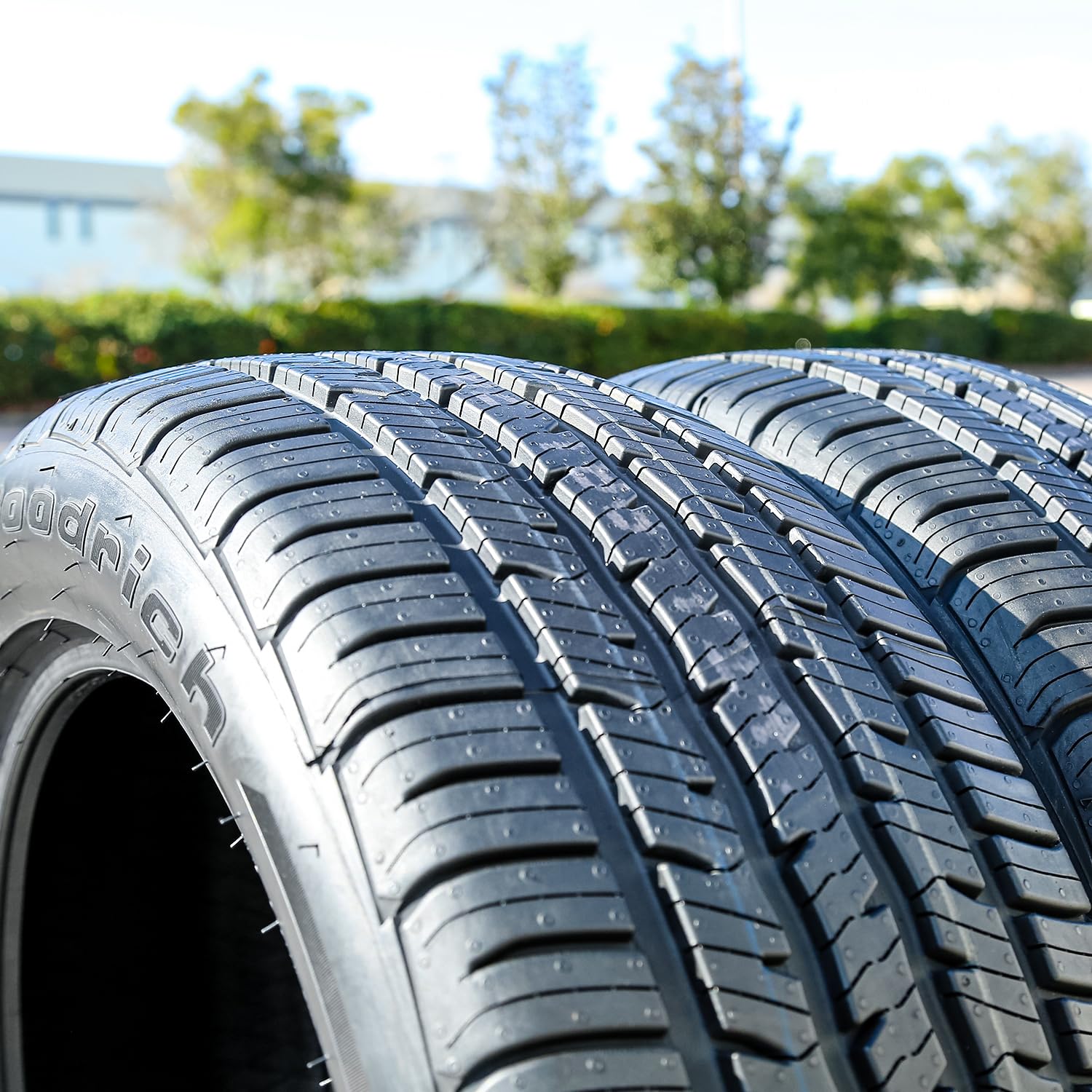 Amazon.com: BFGoodrich Advantage Control All-Season Tire for Cars 