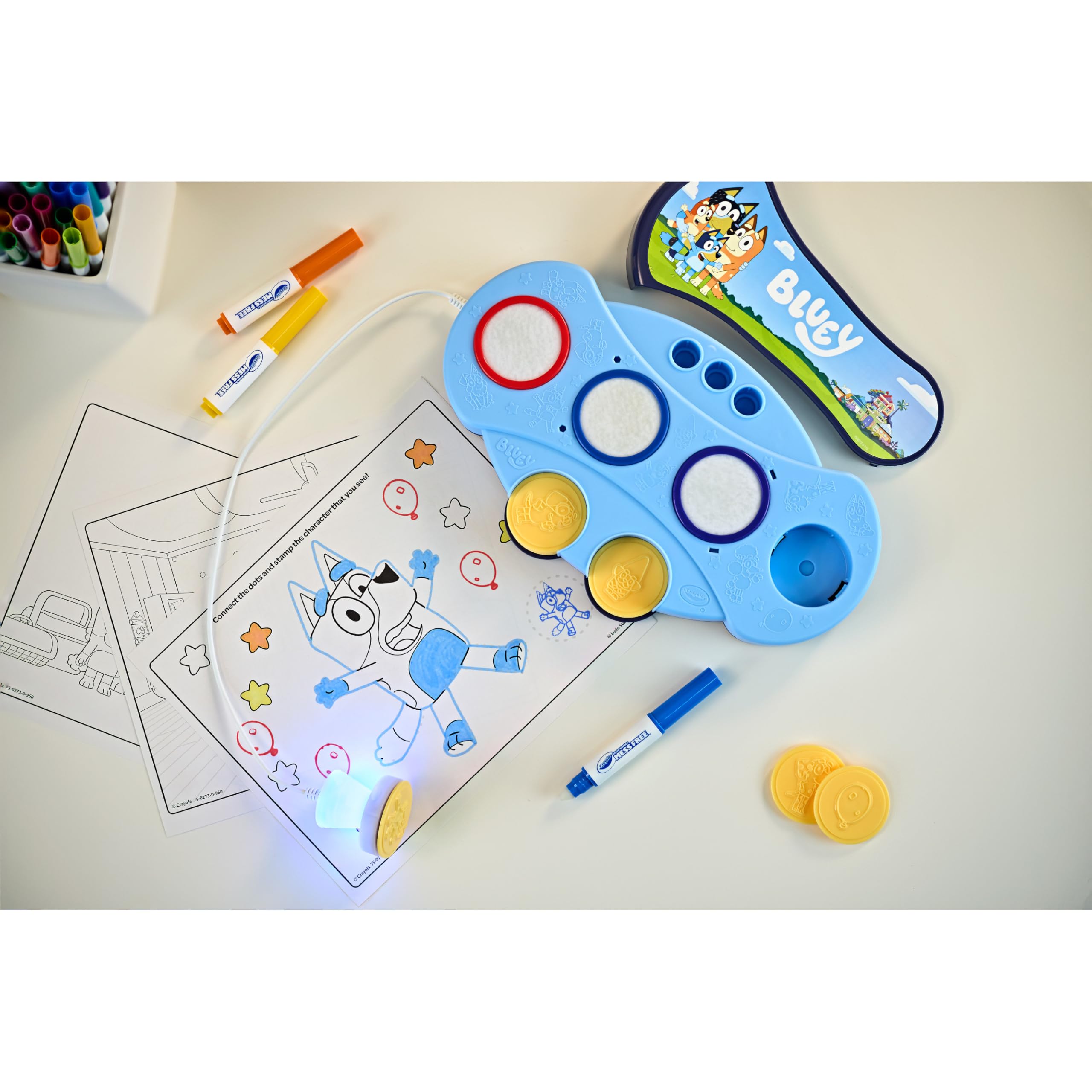 Crayola Set di arte magica con luce blu per bambini, libro da colorare e timbro anti-orgasmo, giocattolo blu per bambini dai 3 anni, 4 e 5 anni