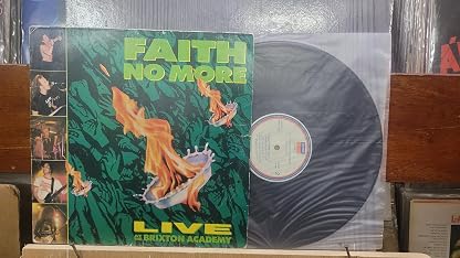 LP LIVE AT THE BRIXTON ACADEMY (NACIONAL) por Faith No More — capa do álbum
