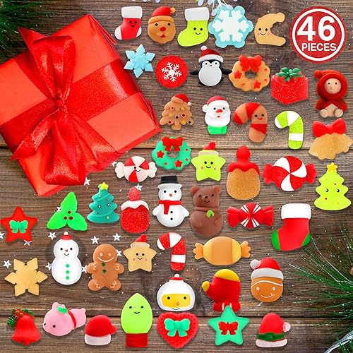 Miniatura 4 de Recuerdos de fiesta de Navidad, 46 piezas de juguetes esponjosos Mochi para niños, juguetes para aliviar el estrés para bolsas de regalos de