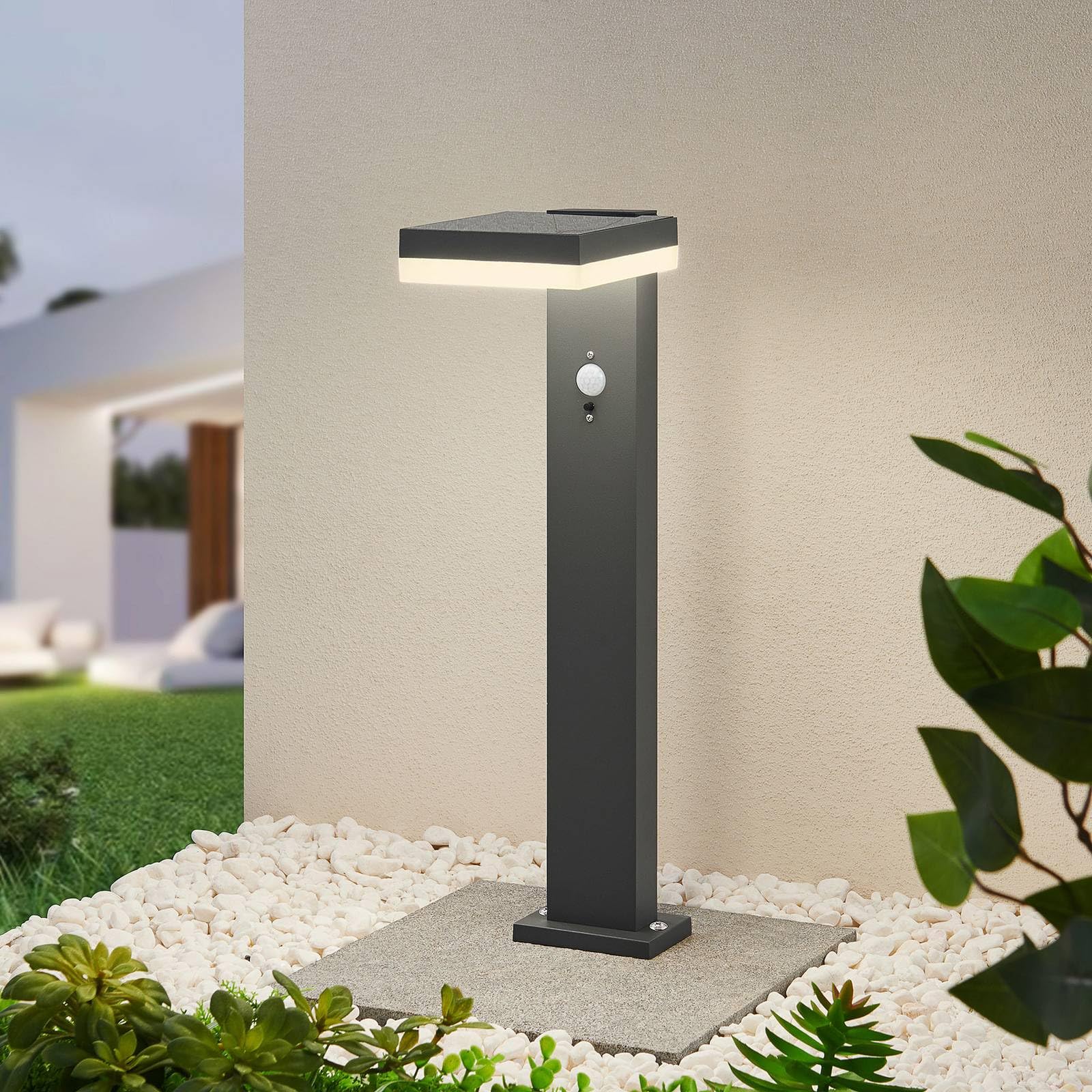 Lindby lampa solarna LED 'Laira' z czujnik ruchu, styl nowoczesny, kolor czarny, aluminium