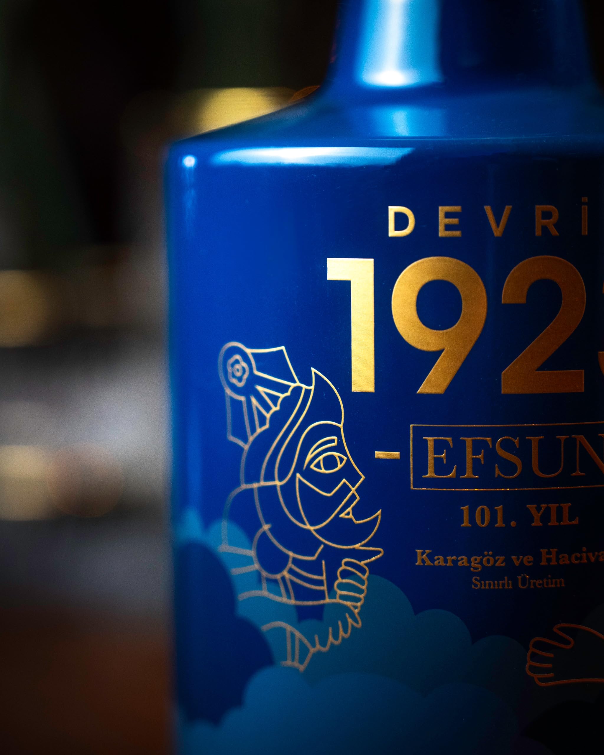 Devrim 1923 ''Efsun'' Raki - Limited Edition - Karagöz & Hacivat - 101. YIL