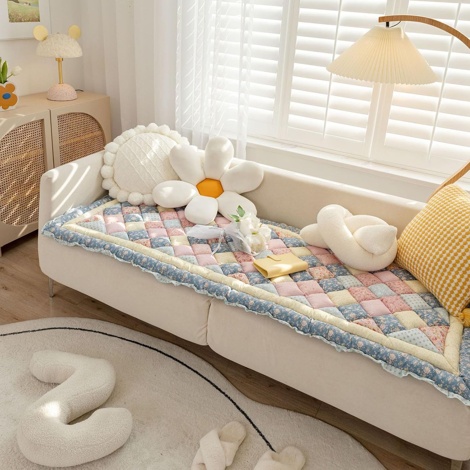 SAZDFY Patchwork Sofa Cover Floor Mat,Cotton Quilted Couch Cover Bay Window Seat Cushion,Non-Slip Sofa Slipcover Thickened Furniture Protector (45x45cm(18x18inch), D)