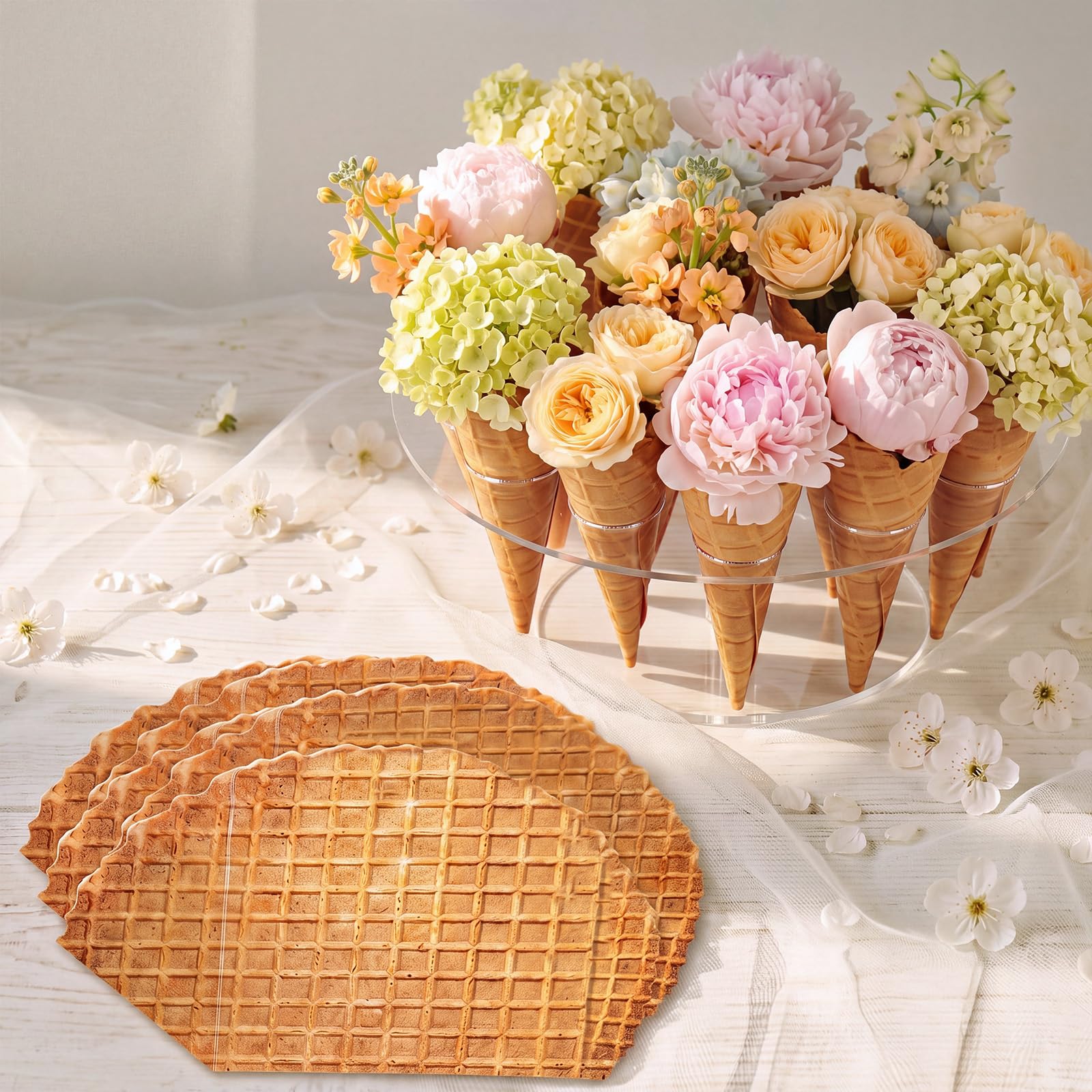 Suclain Confezione da 50 cialde a forma di cono con supporto in acrilico, per matrimoni, fiori, coriandoli, per feste di ritorno a casa, petali, piccoli bouquet, caramelle, buffet