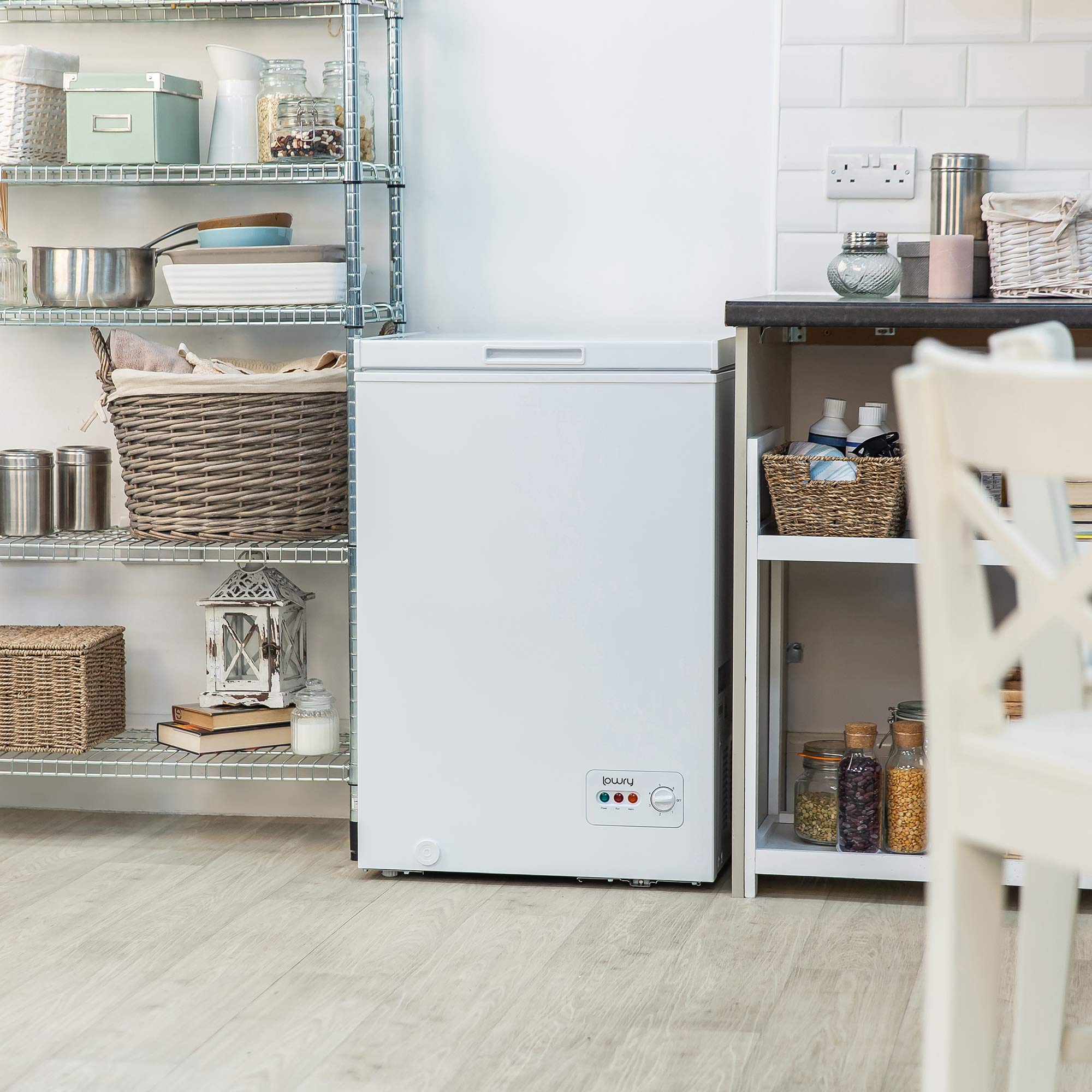 VISSANI Manual Defrost Chest Freezer In White MDCF5WH The, 43 OFF