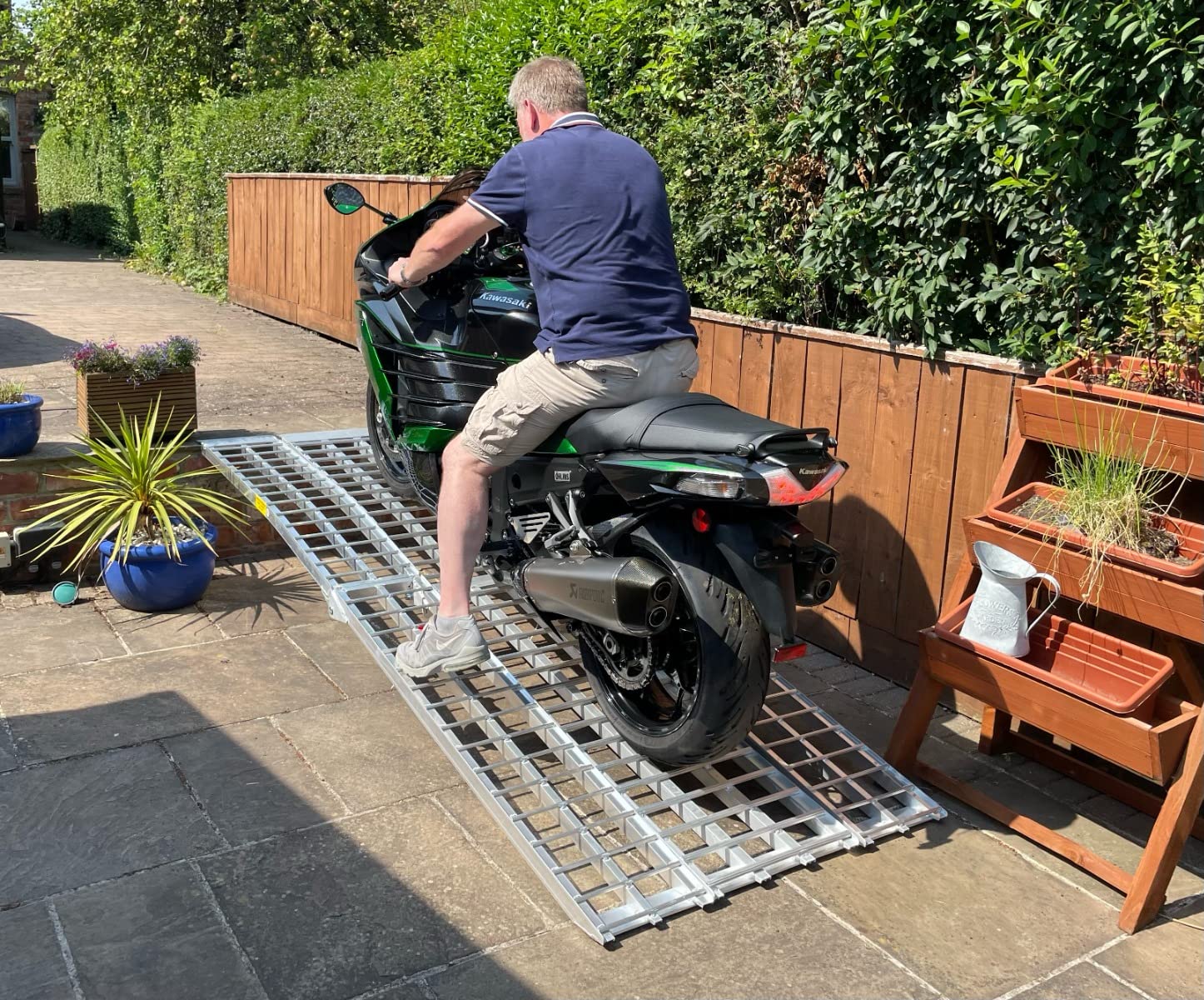 The Ramp People einzelne zusammenklappbare Auffahrrampe bis zu 680kg Trangkraft. Laderampe Anhänger, PKW, 2,75m lang, 44cm breit - Auffahrrampe Motorrad (Set)