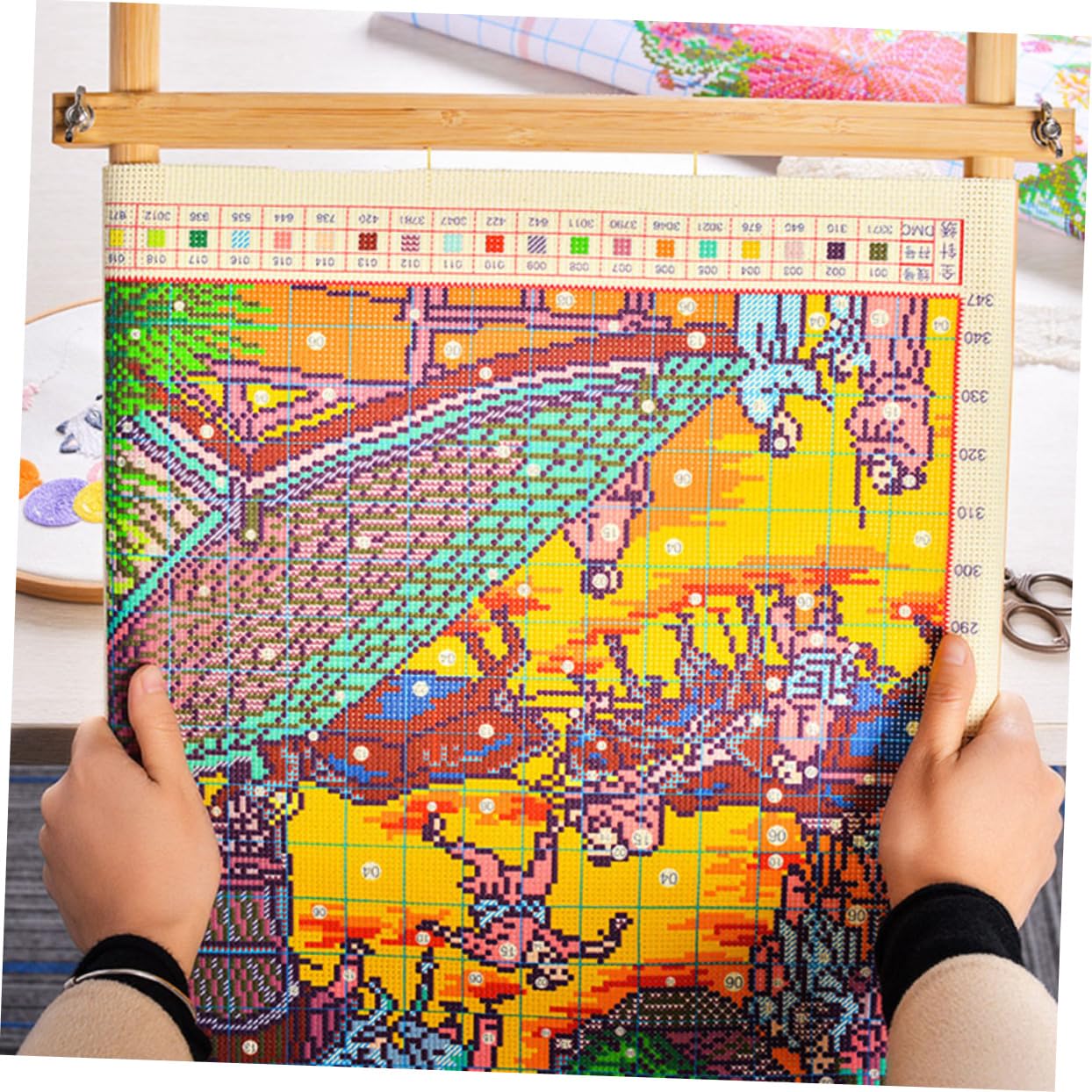 IWOWHERO Cross Stitch Holder Embroidery Frame Wooden Stand Easy to Use Durable Embroidery Tools