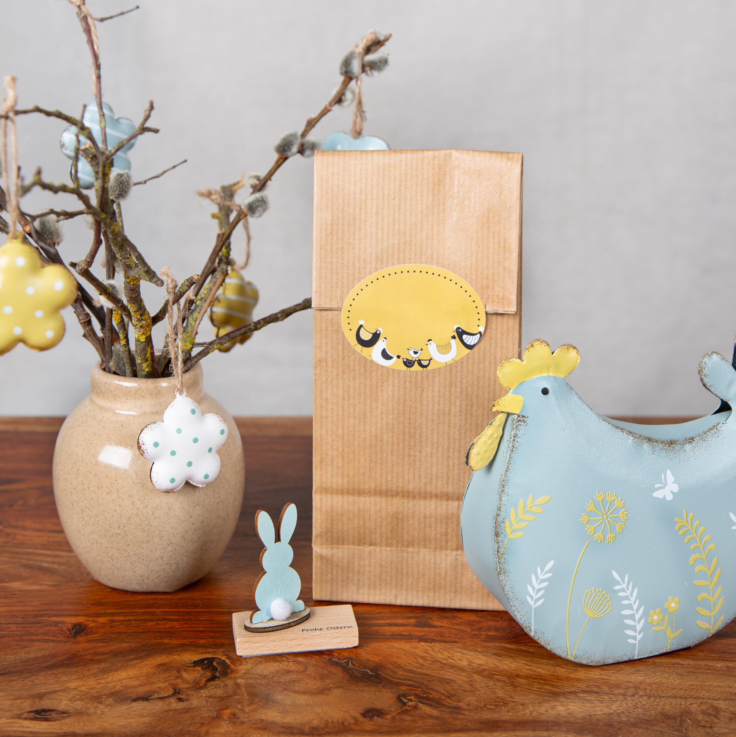Logbuch-Verlag Deko 3 Hühner Deko Ostern aus Metall gelb weiß blau zum Hinstellen 15 cm Geschenk Küche Sommer Garten 15 x 13 cm