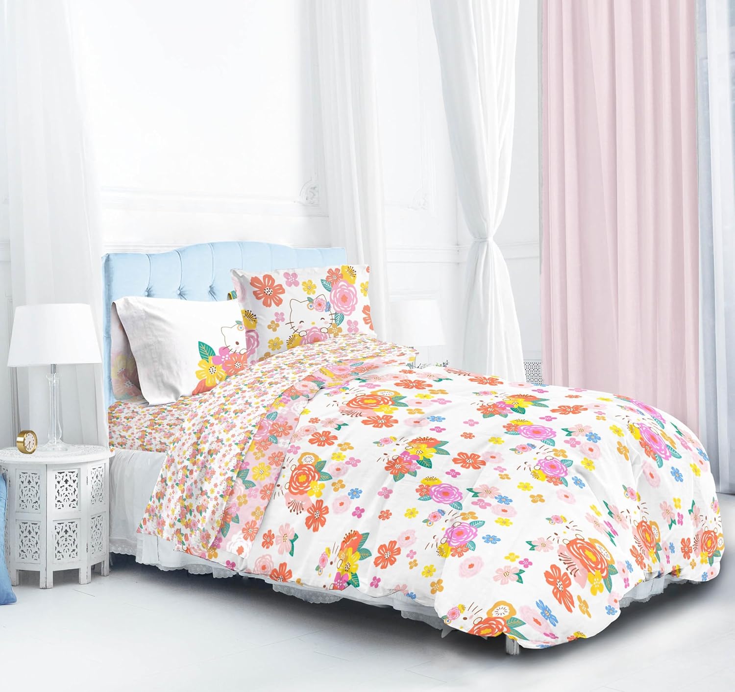 Jay Franco Hello Kitty Twin Size Comforter Set - 7 Piece Bedding Includes Sheet Set & Pillow Covers - Super Soft Floral Bedding - Image 6