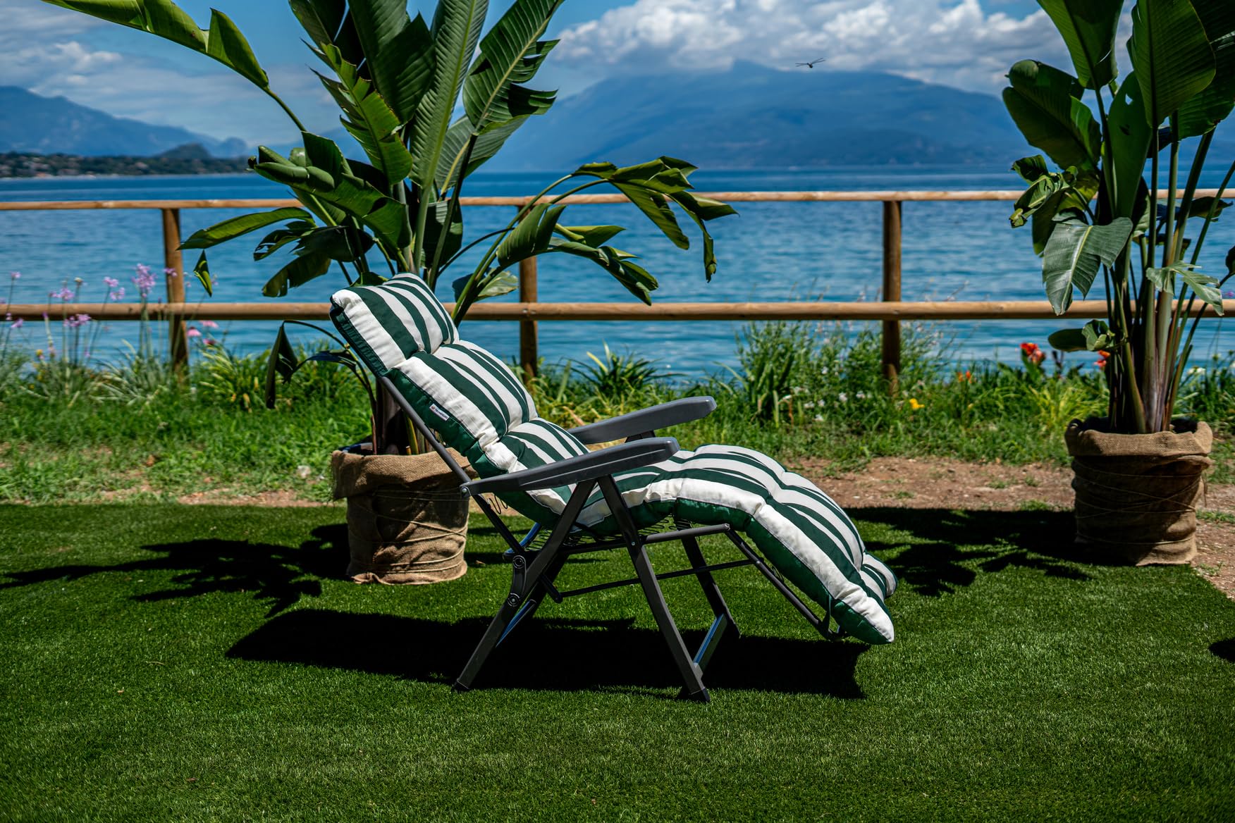 Cojín Acolchado para Tumbona con reposapiés (160 x 45 x 10 cm) – 100% Fabricado en Italia – Repuesto Ideal para Tumbona de jardín
