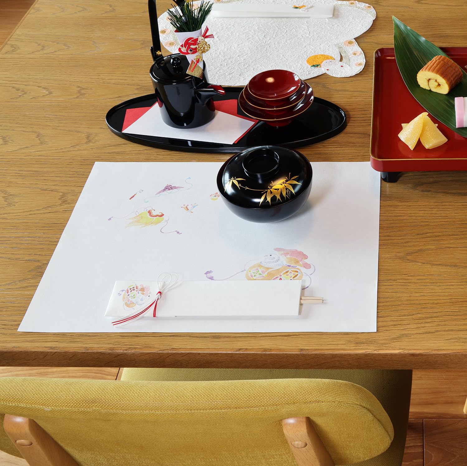 前畑陶器　縁起商店　三段重　羽子板型平皿　羽型箸置き　お祝い　お正月　全13点 前畑陶器 縁起商店 三段重 羽子板型平皿 羽型箸置き お祝い