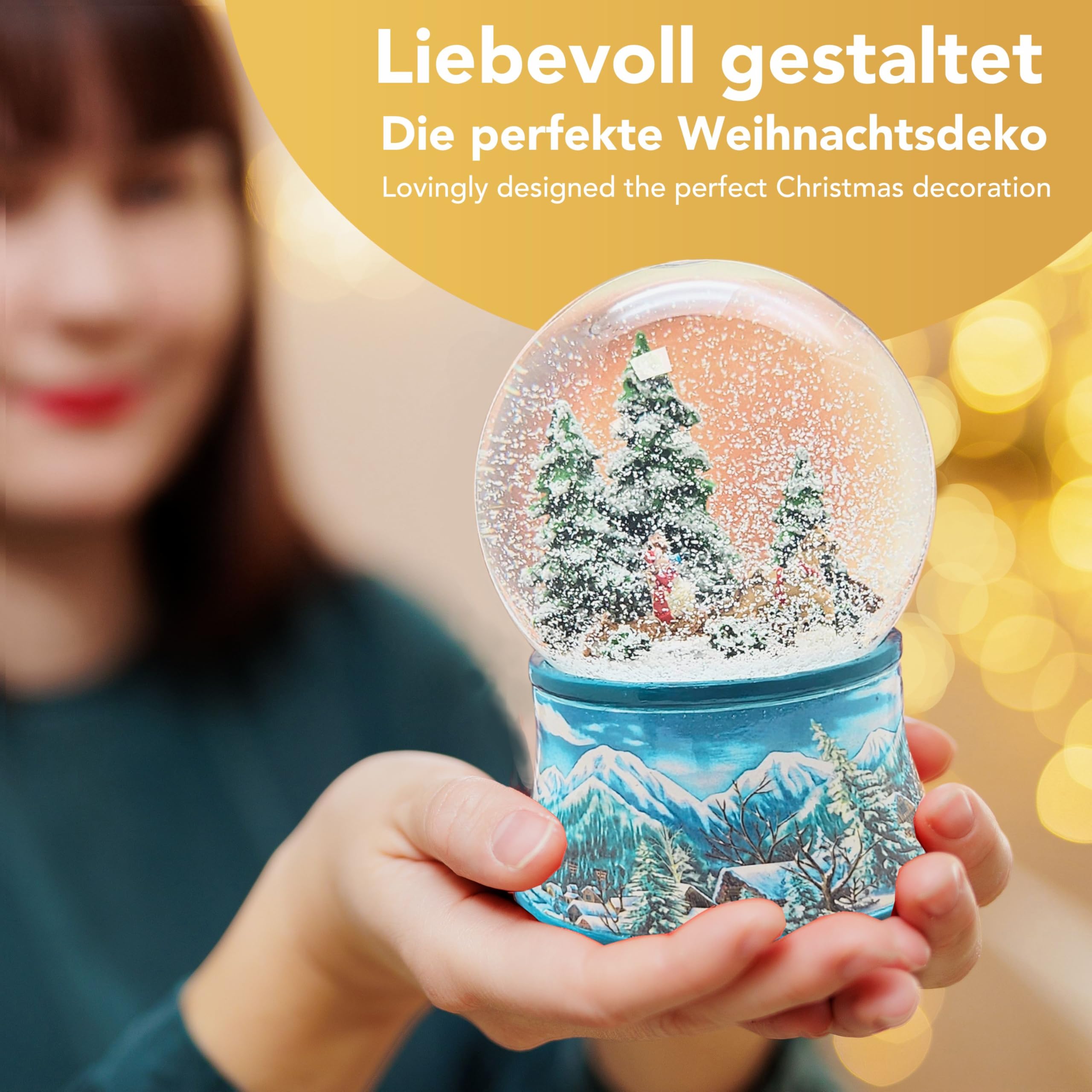 Schneekugel Schlittenfahrt Weihnachtsbaum Holen | Sockel Winterlandschaft hellblau | mit Spieluhr | H:14 cm B: 10 cm | Schüttelkugel | 20102