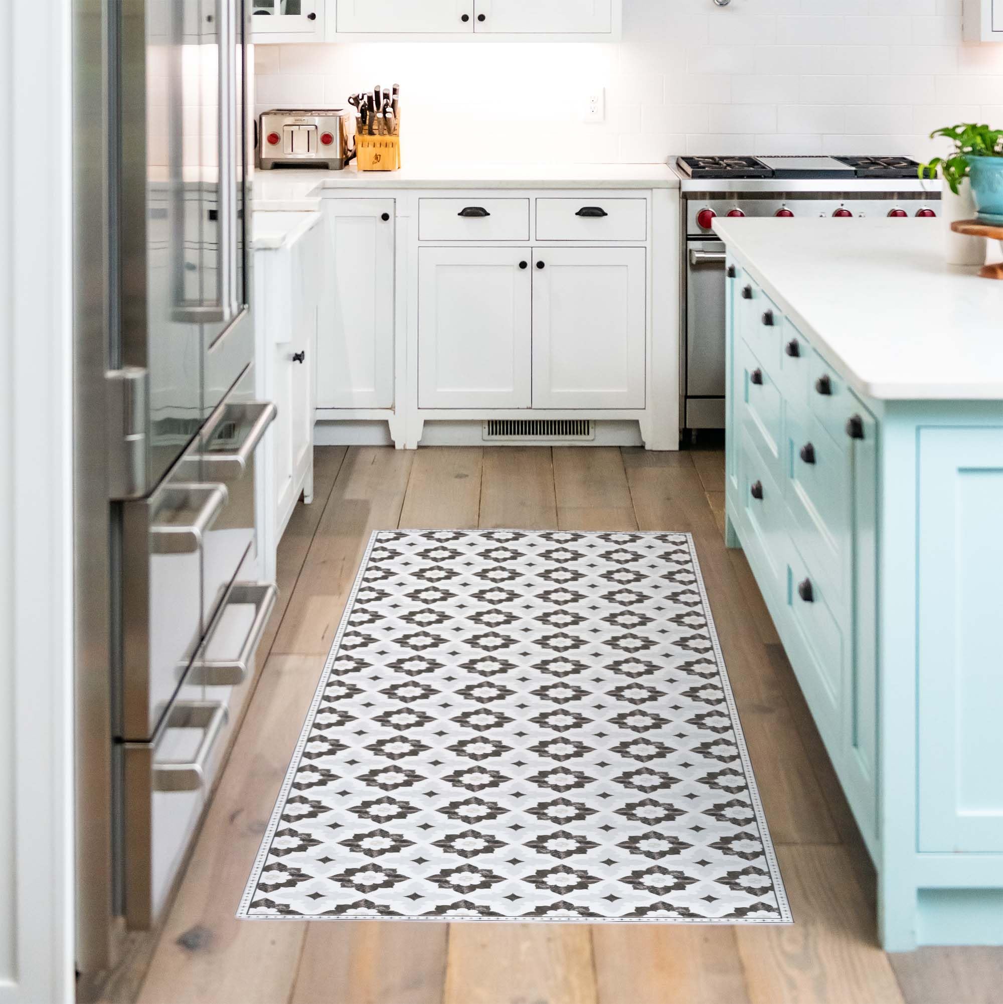 Carolina Creekhouse Vinyl Rug | Sarah 039629UH | Vinyl Floor Mat | Decorative, Vintage, Waterproof, Eco-Friendly, Non-Slip | White Grey, 4'x6'