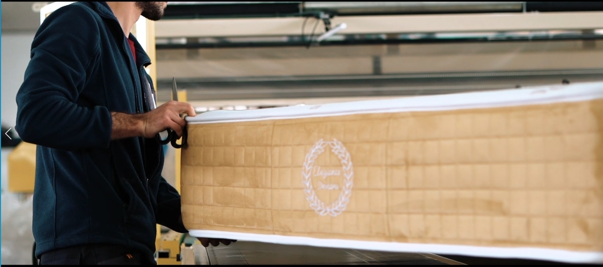 SIMPUR-Relax | Royal Top Visco-Grafeen Matras | Dikte 30cm| Hoge thermische geleidbaarheid | Statische Elektriciteit Reductiemiddel | Hoge veerkracht Perfecte ondersteuning (120x190cm